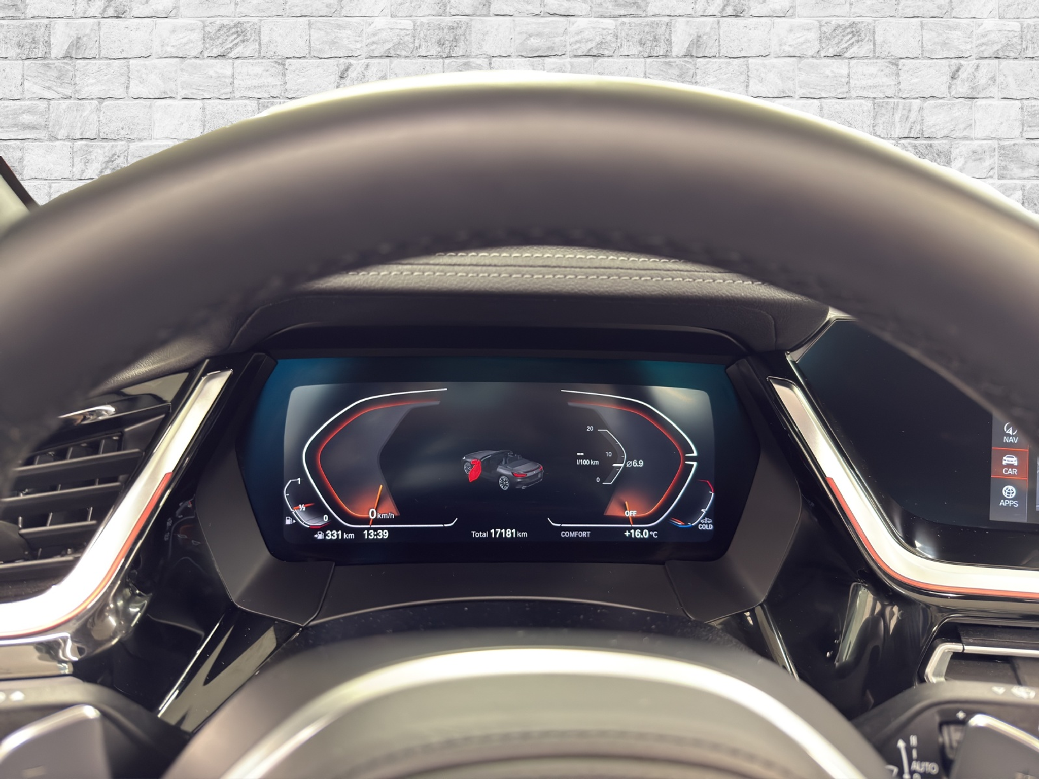 listing desktop thumbnail image 11