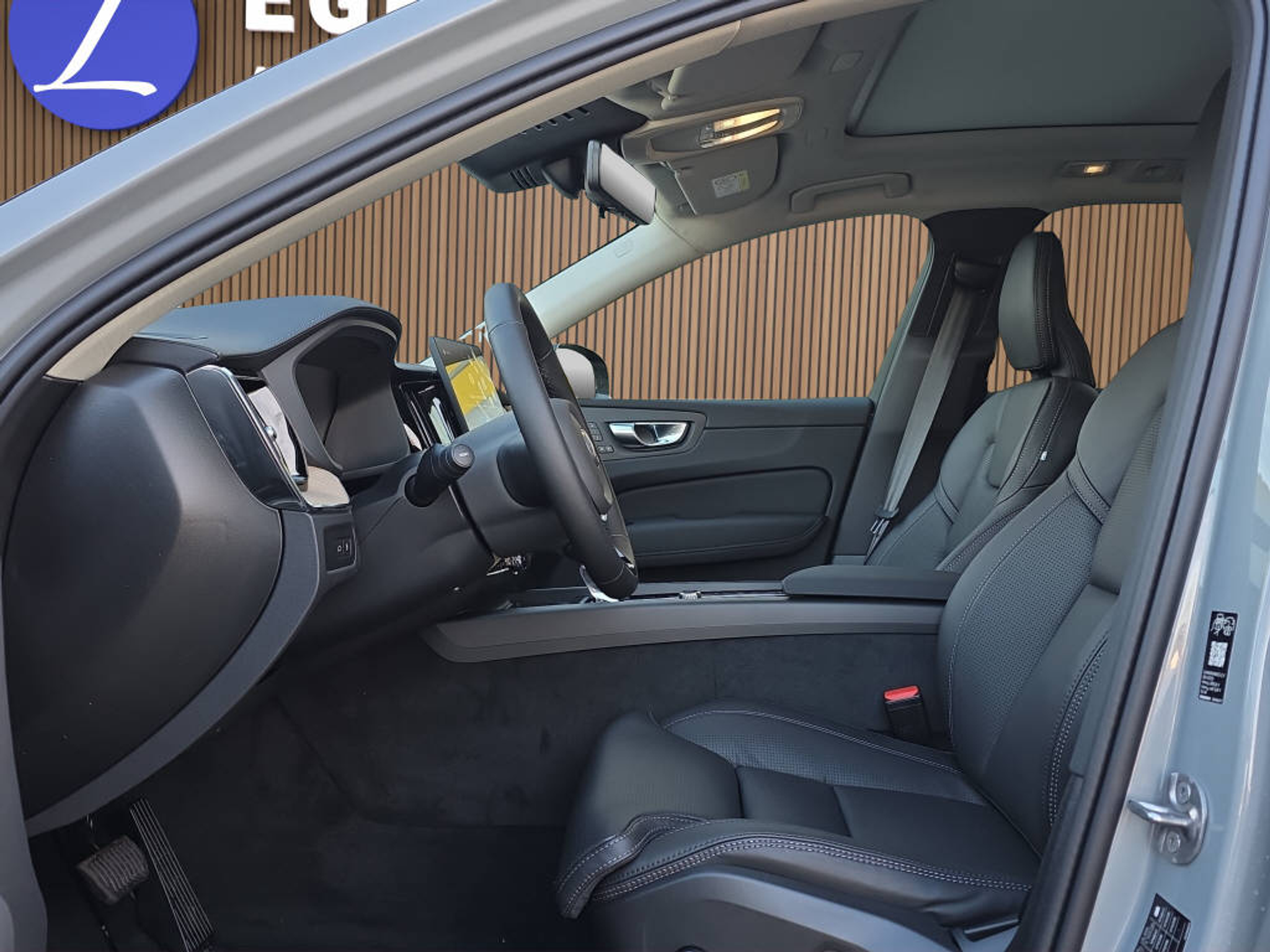 listing desktop thumbnail image 19