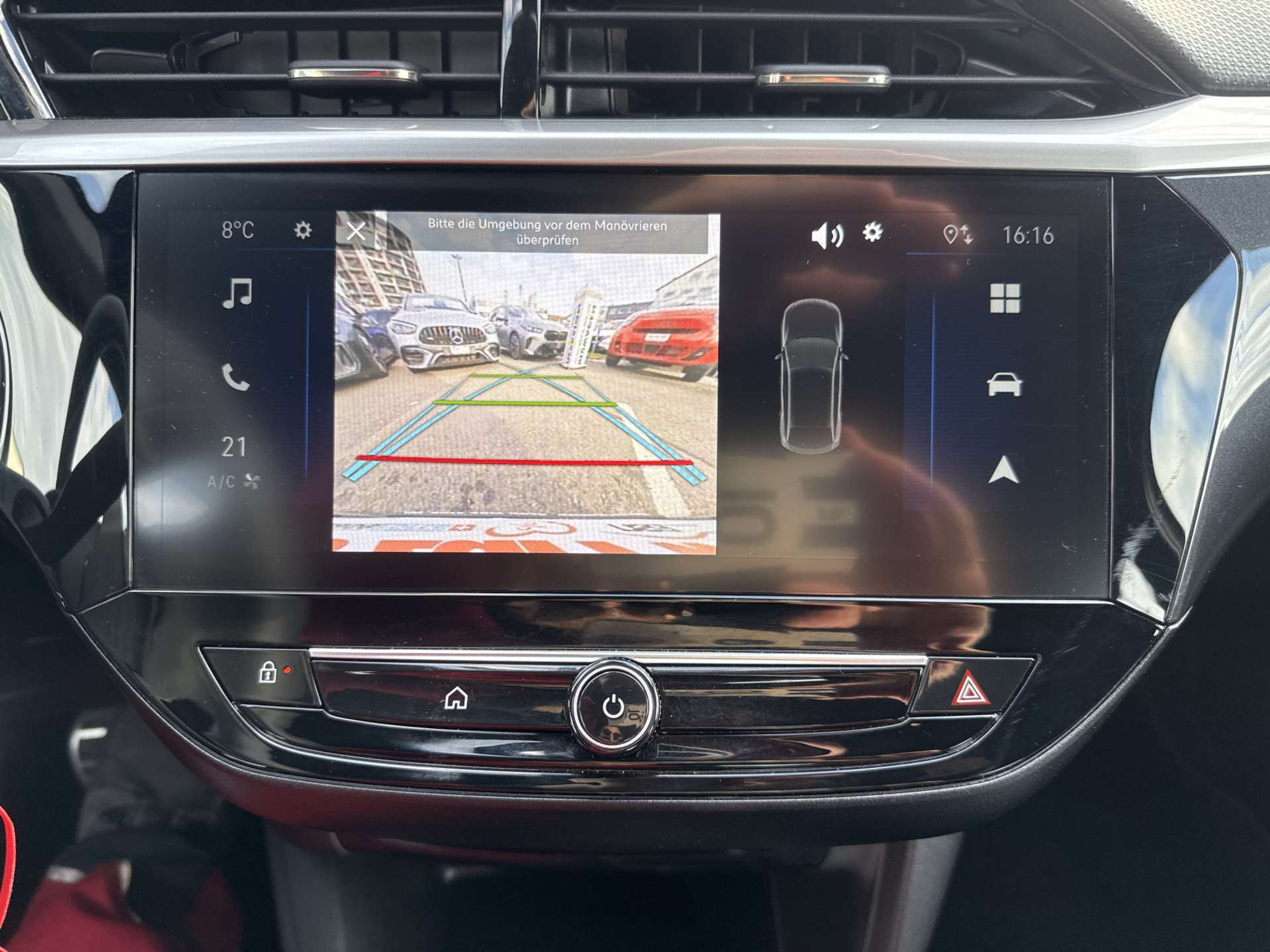 listing desktop thumbnail image 9