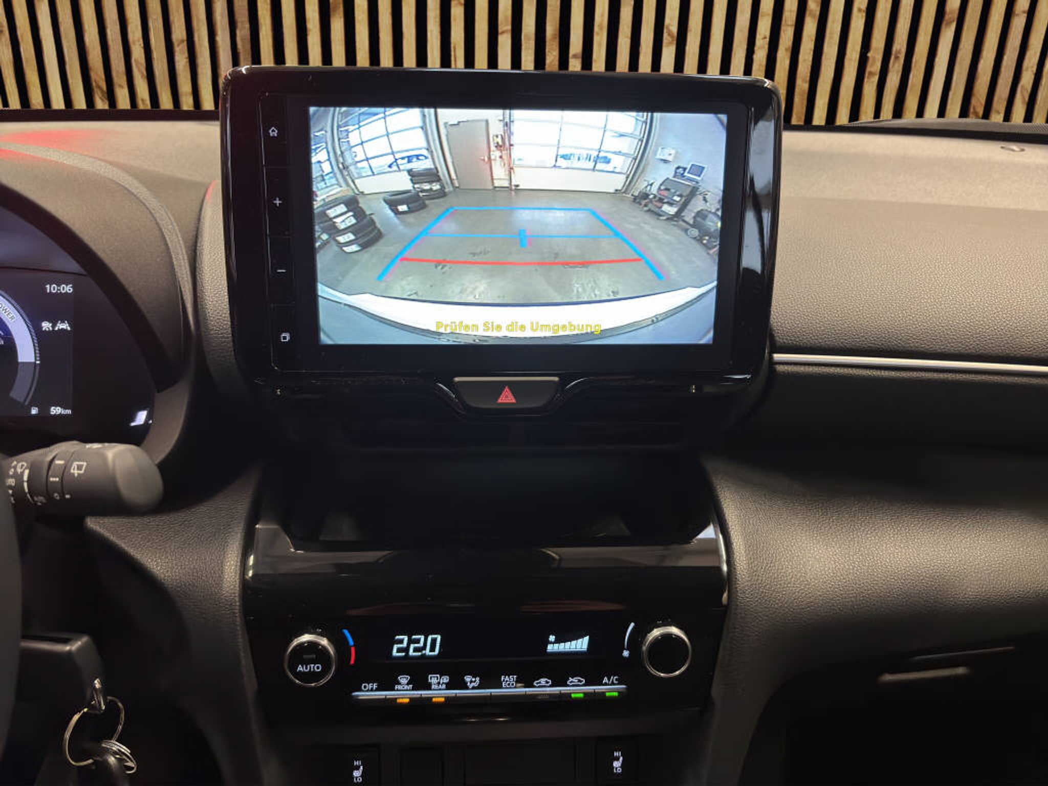 listing desktop thumbnail image 9