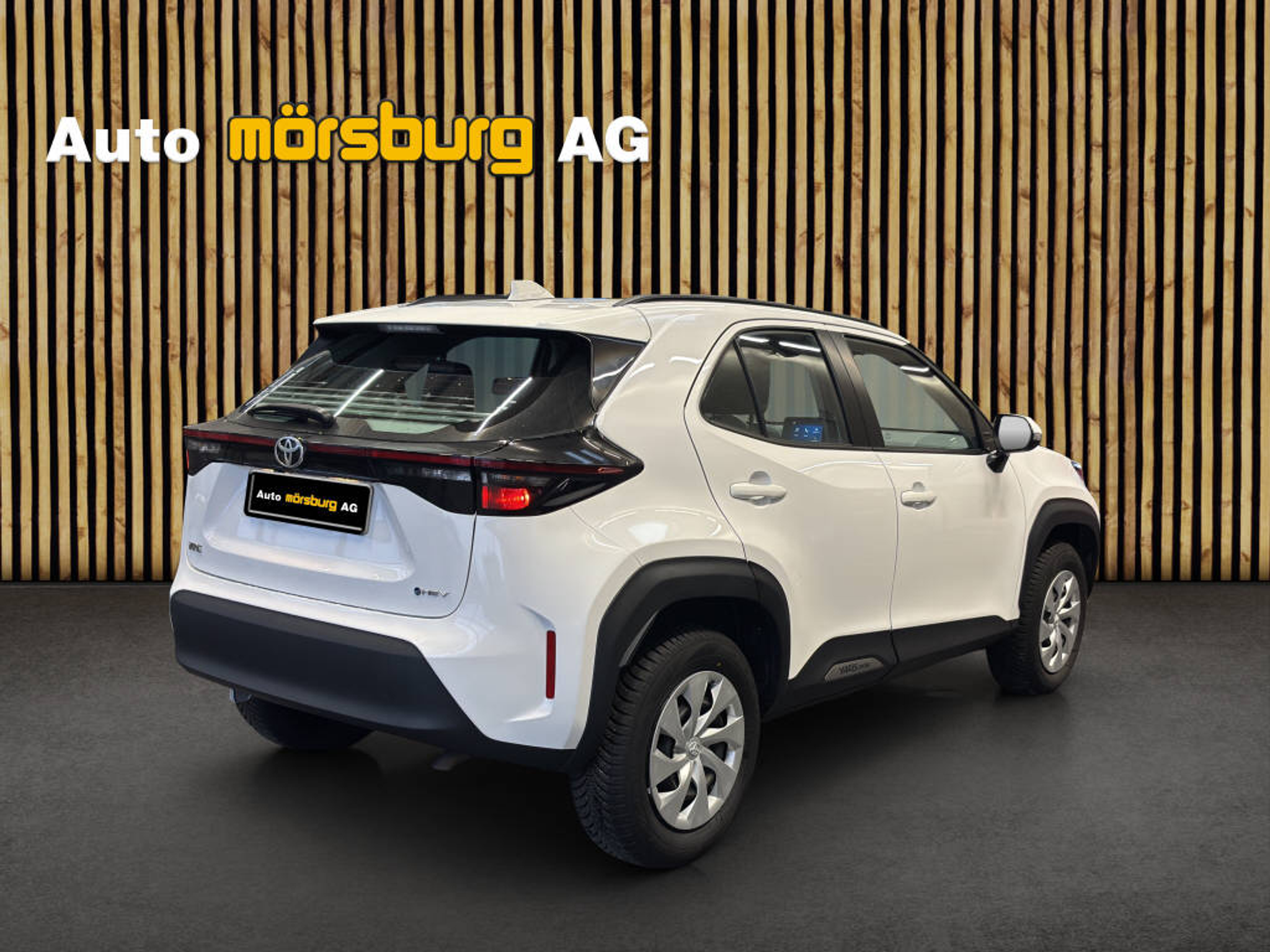 listing desktop thumbnail image 2