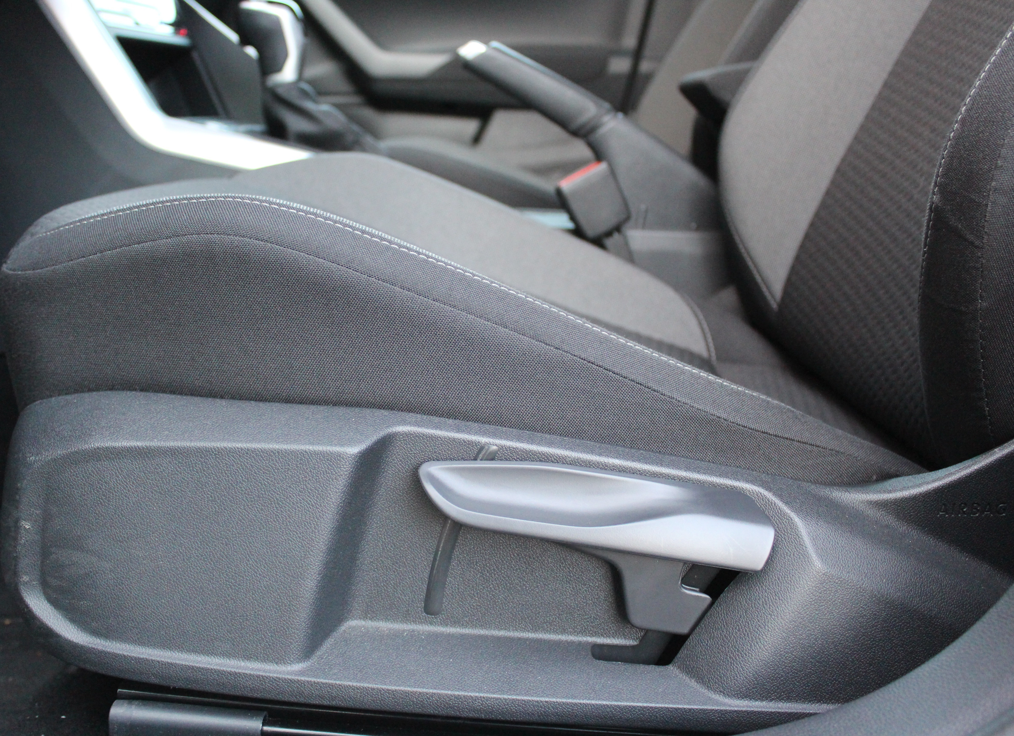 listing desktop thumbnail image 15