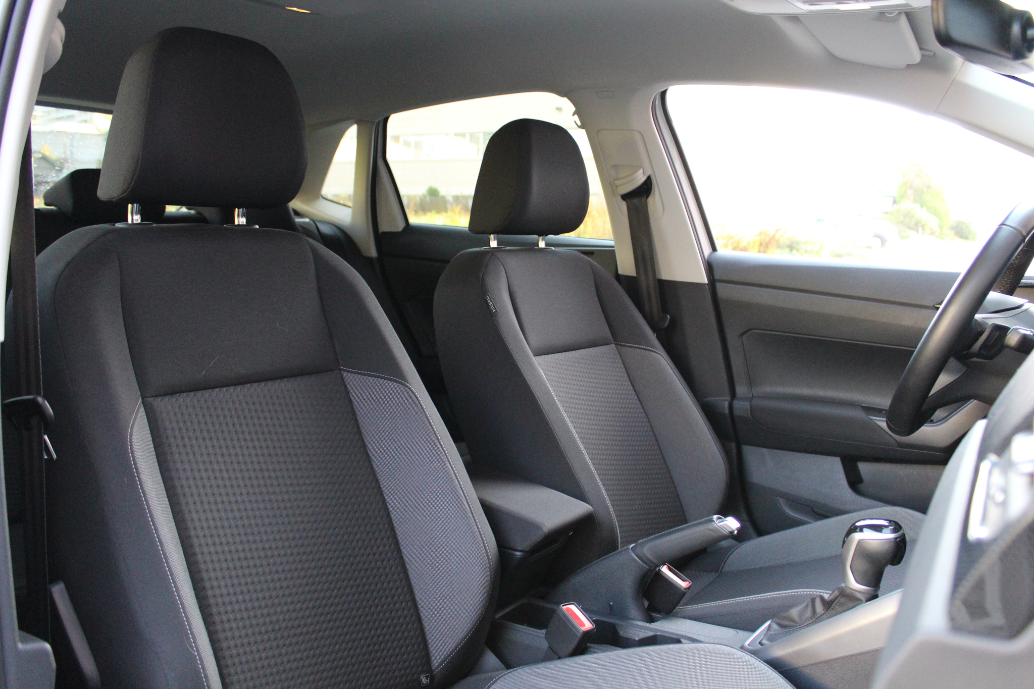 listing desktop thumbnail image 16