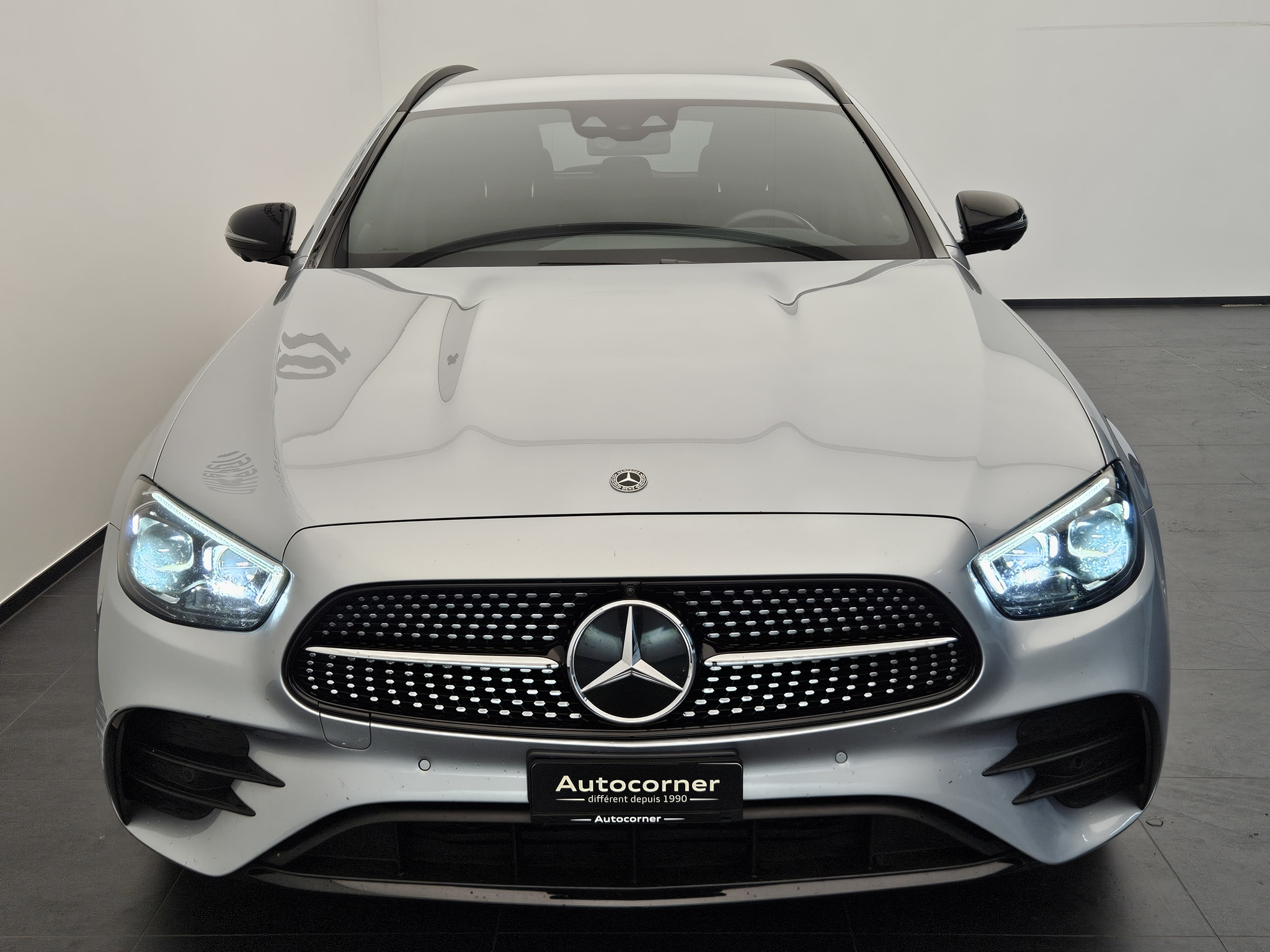 listing desktop thumbnail image 3