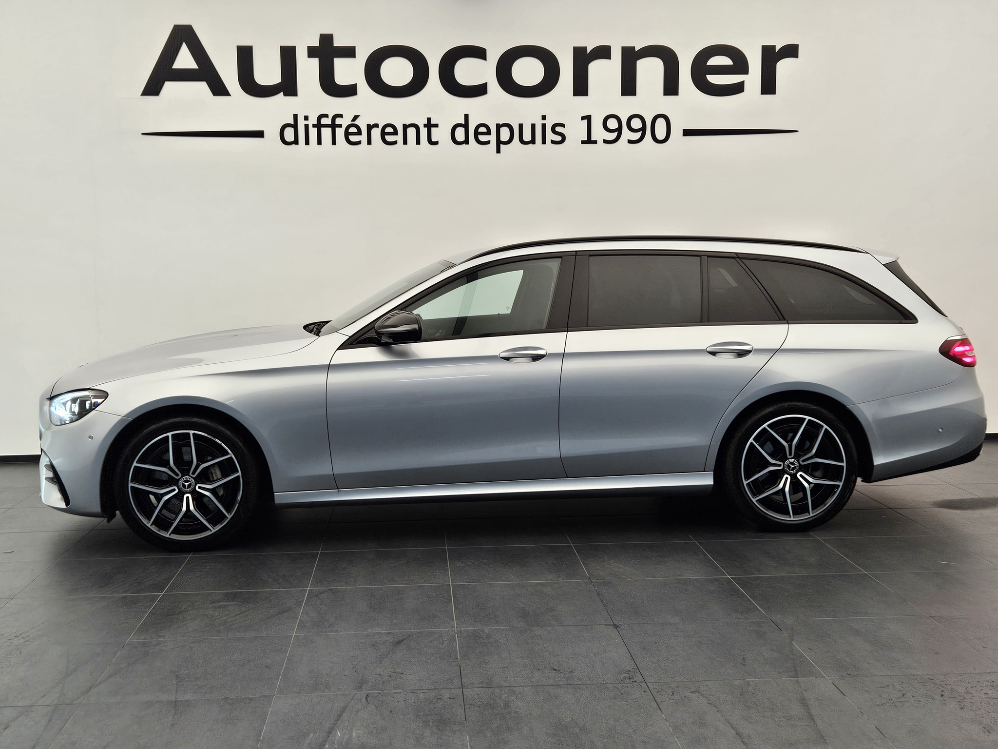 listing desktop thumbnail image 1