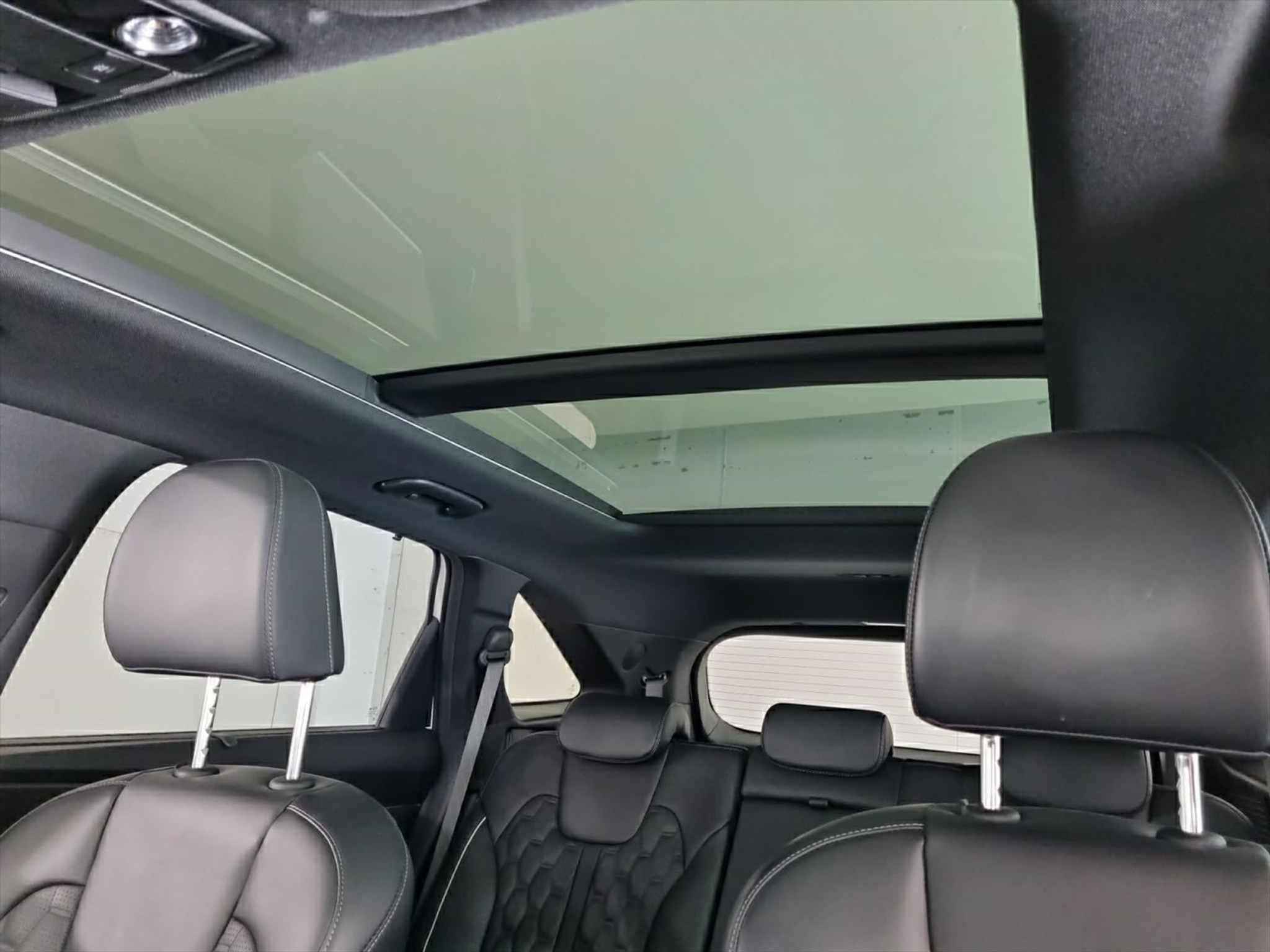 listing desktop thumbnail image 13