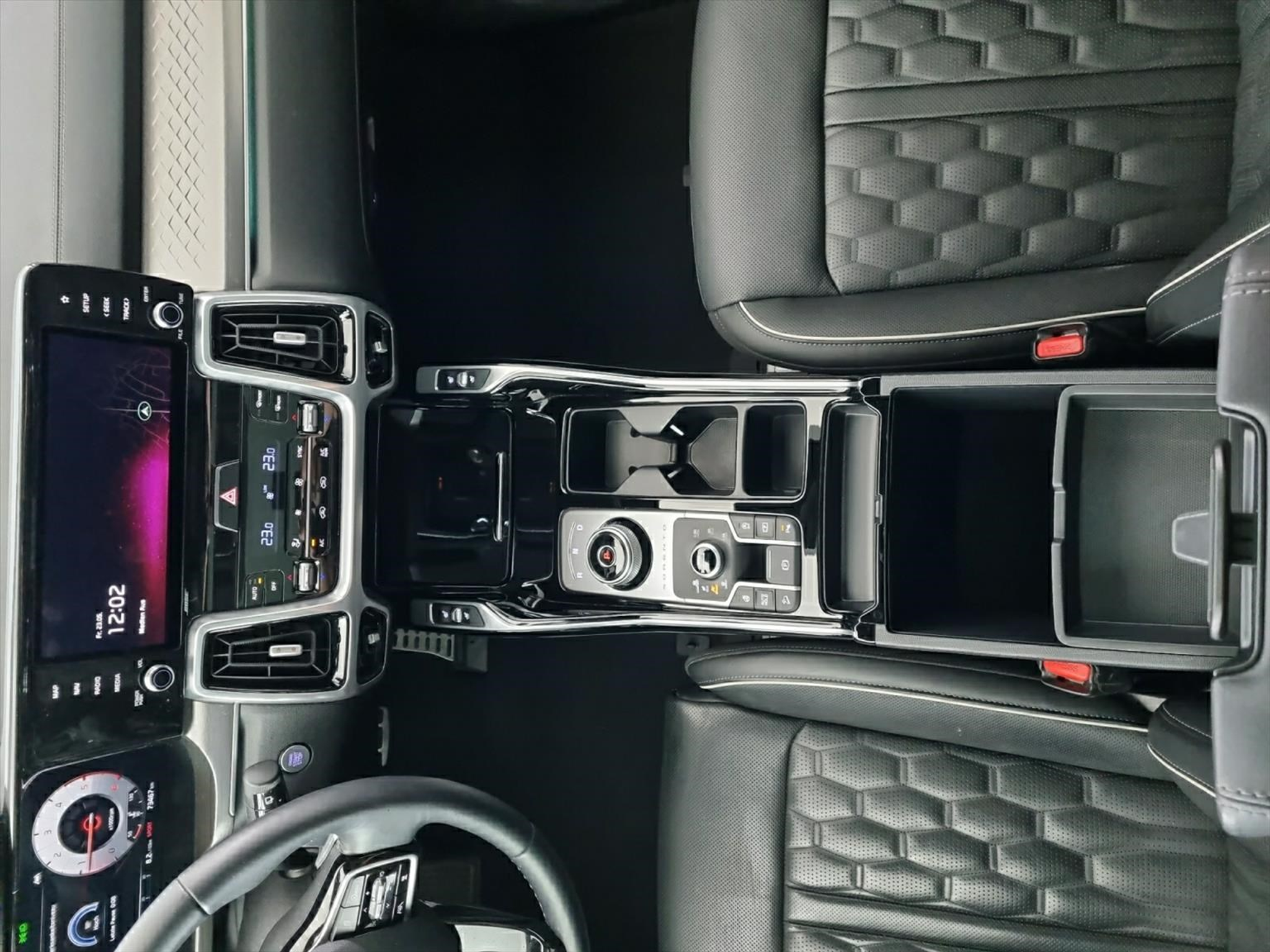 listing desktop thumbnail image 8