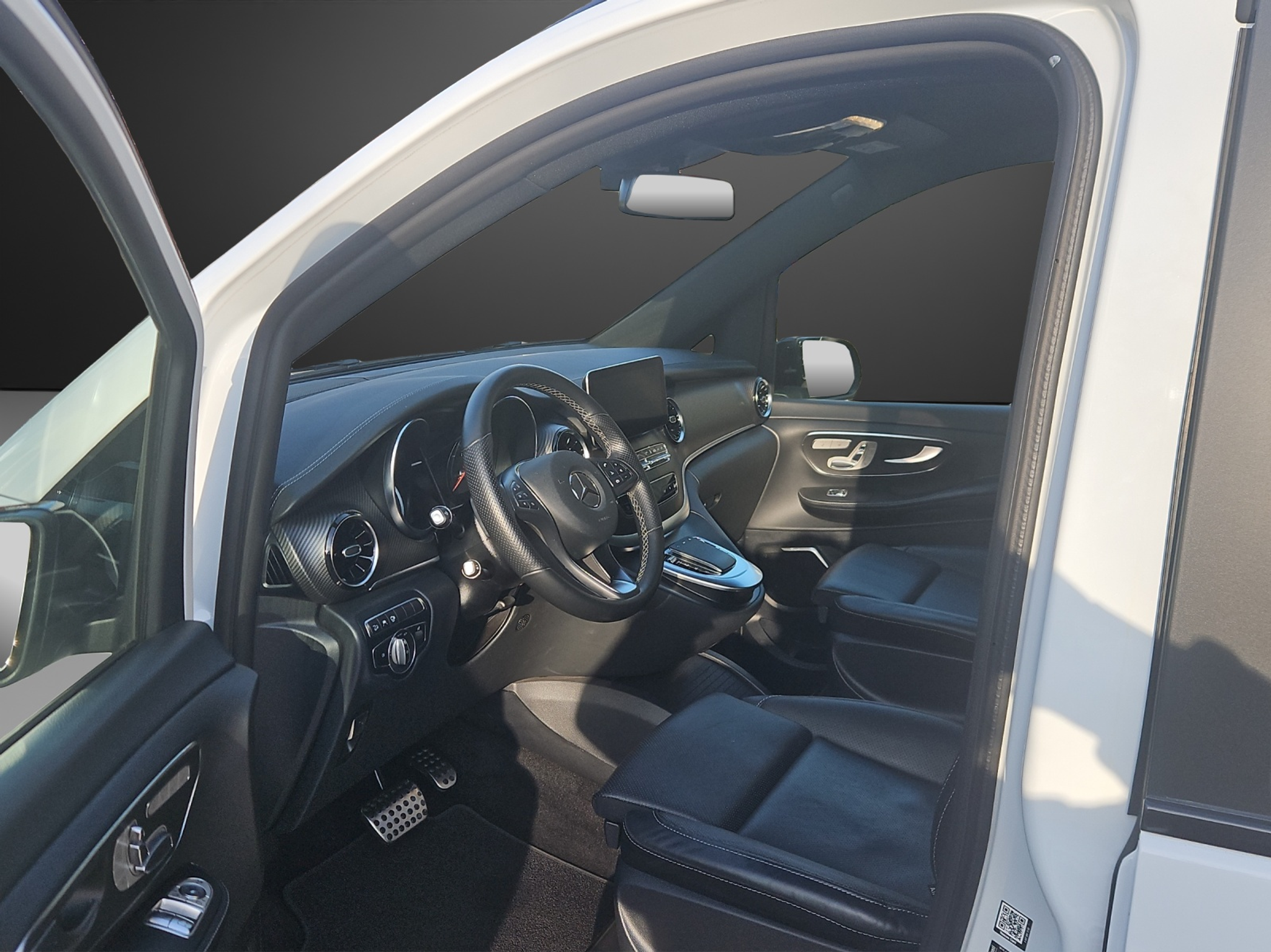 listing desktop thumbnail image 7