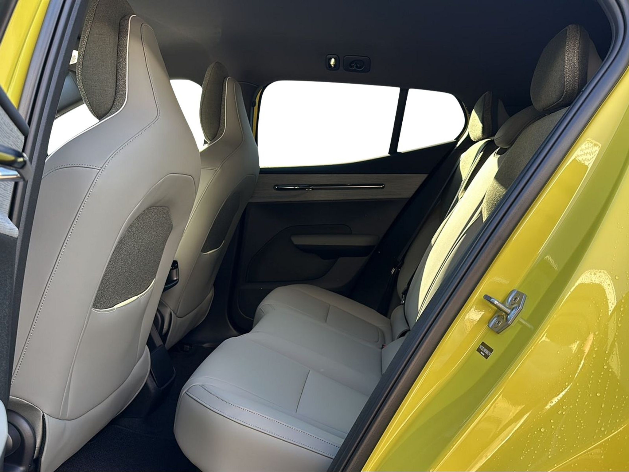 listing desktop thumbnail image 9