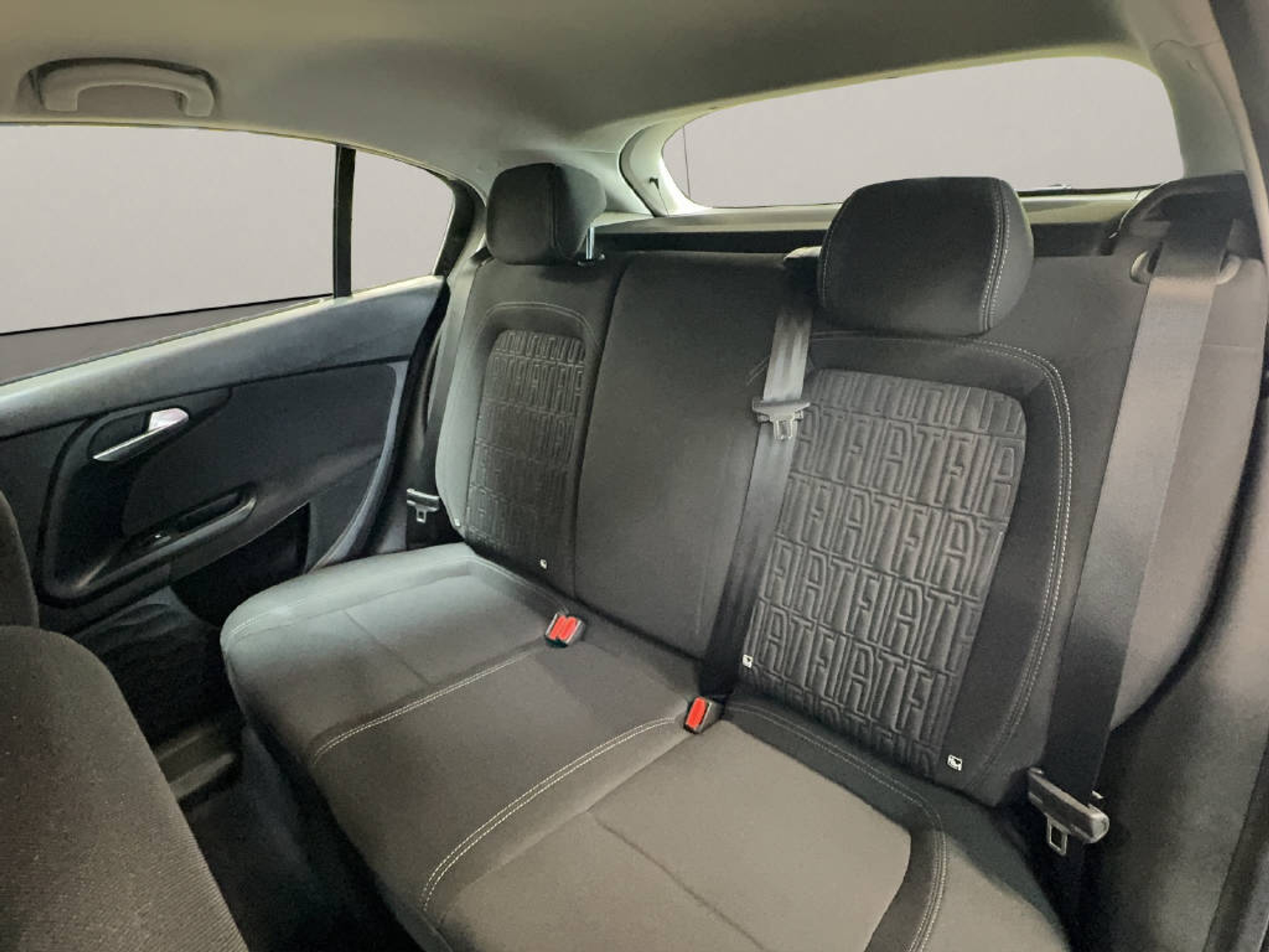 listing desktop thumbnail image 10