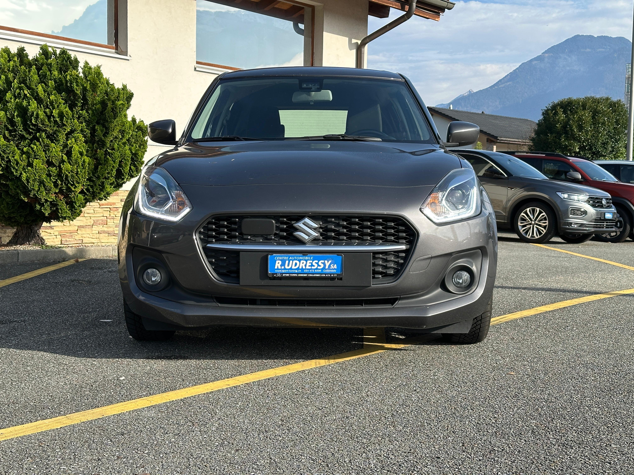 listing desktop thumbnail image 7