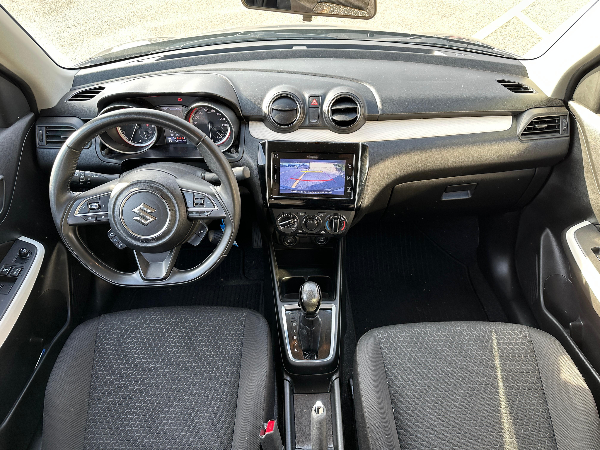 listing desktop thumbnail image 8