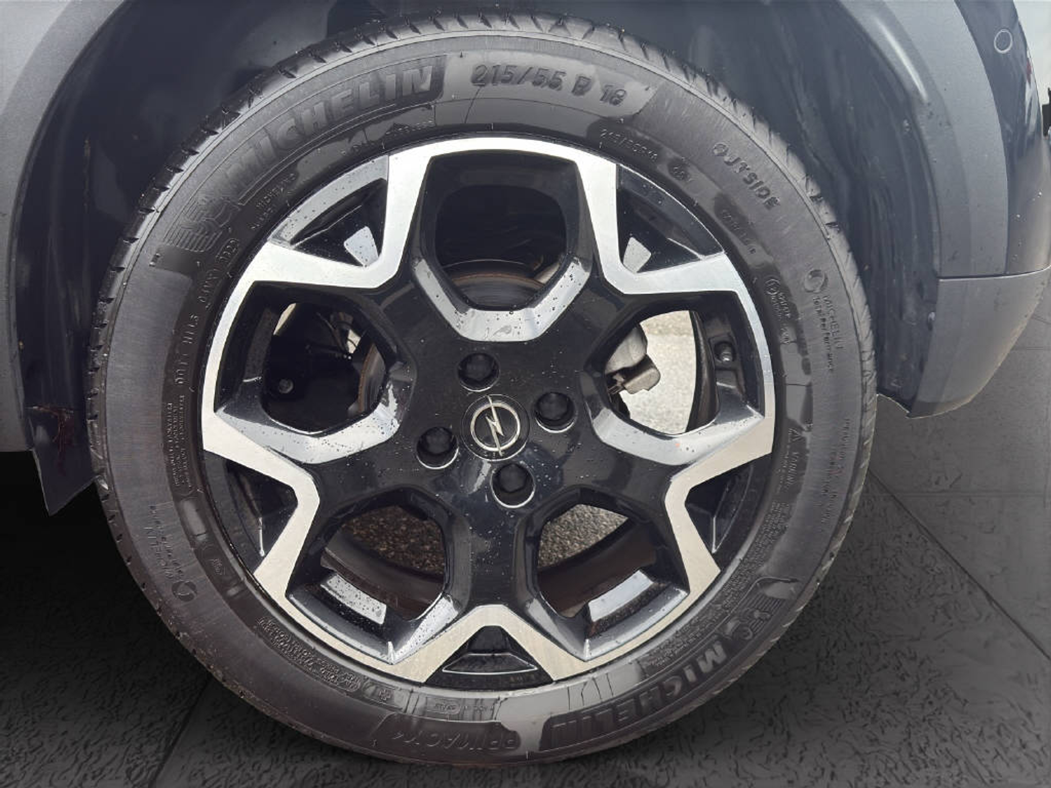 listing desktop thumbnail image 13