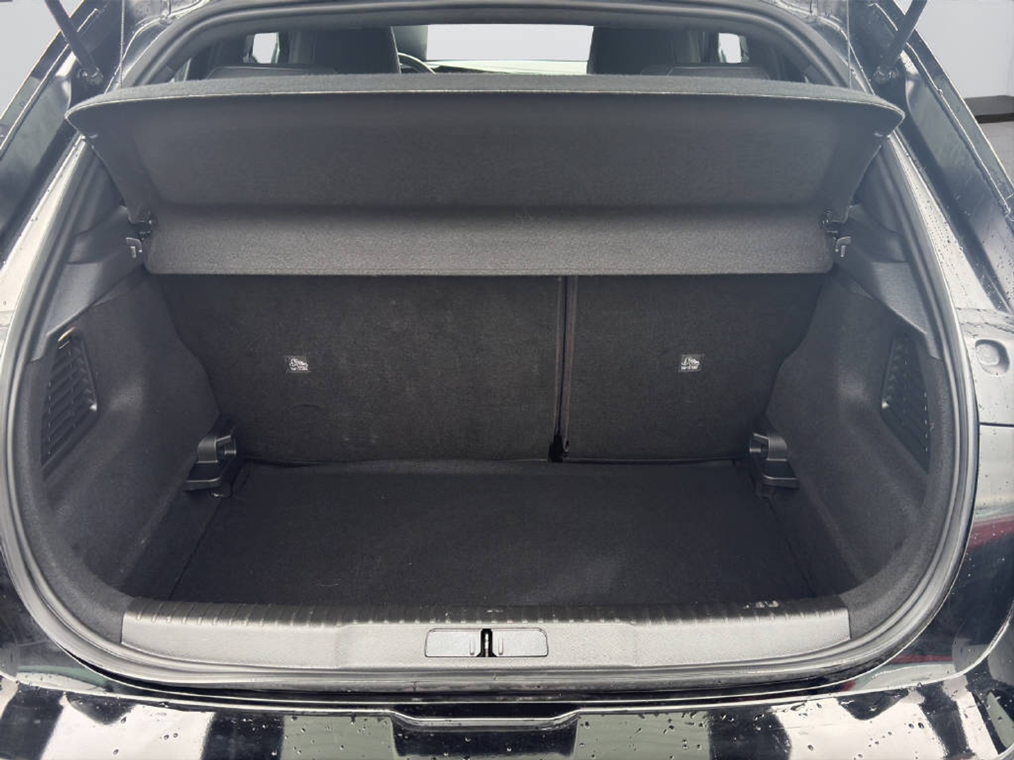 listing desktop thumbnail image 12