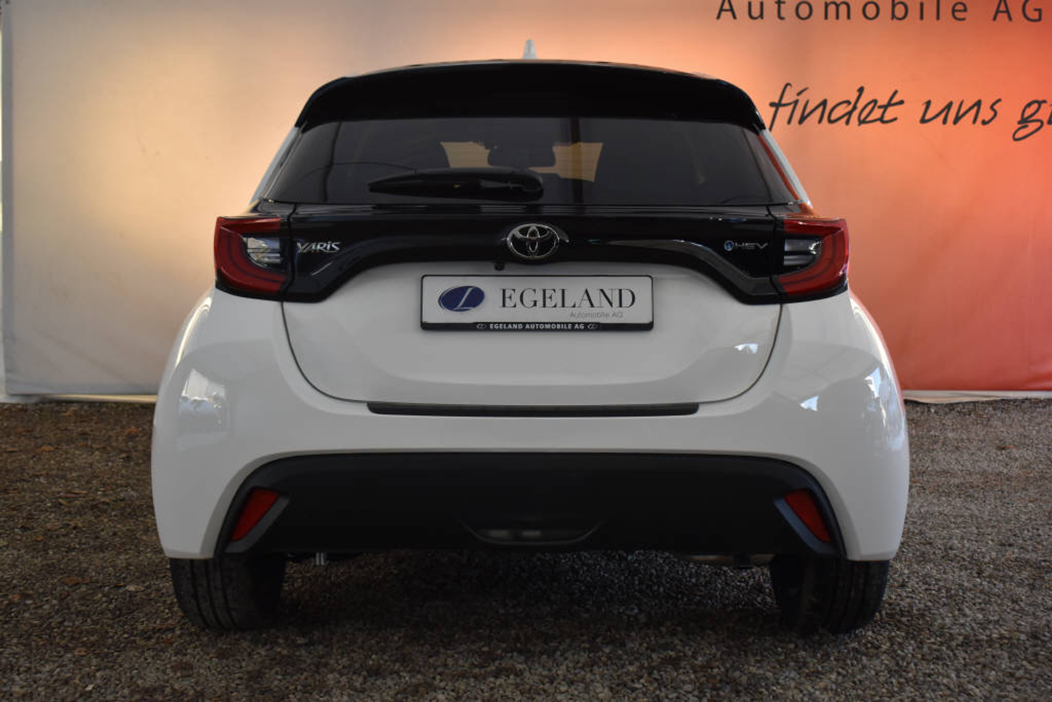 listing desktop thumbnail image 5