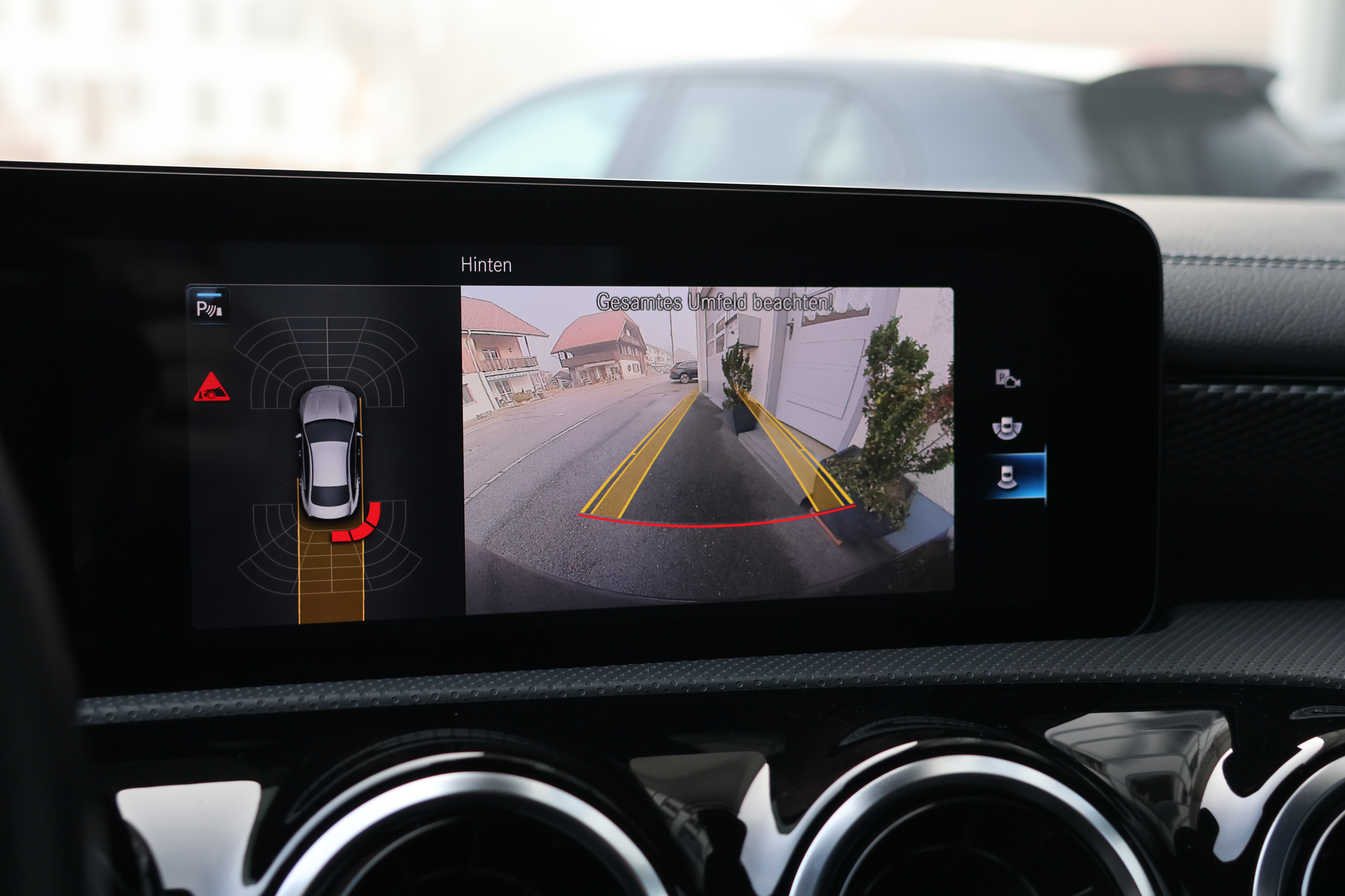 listing desktop thumbnail image 19