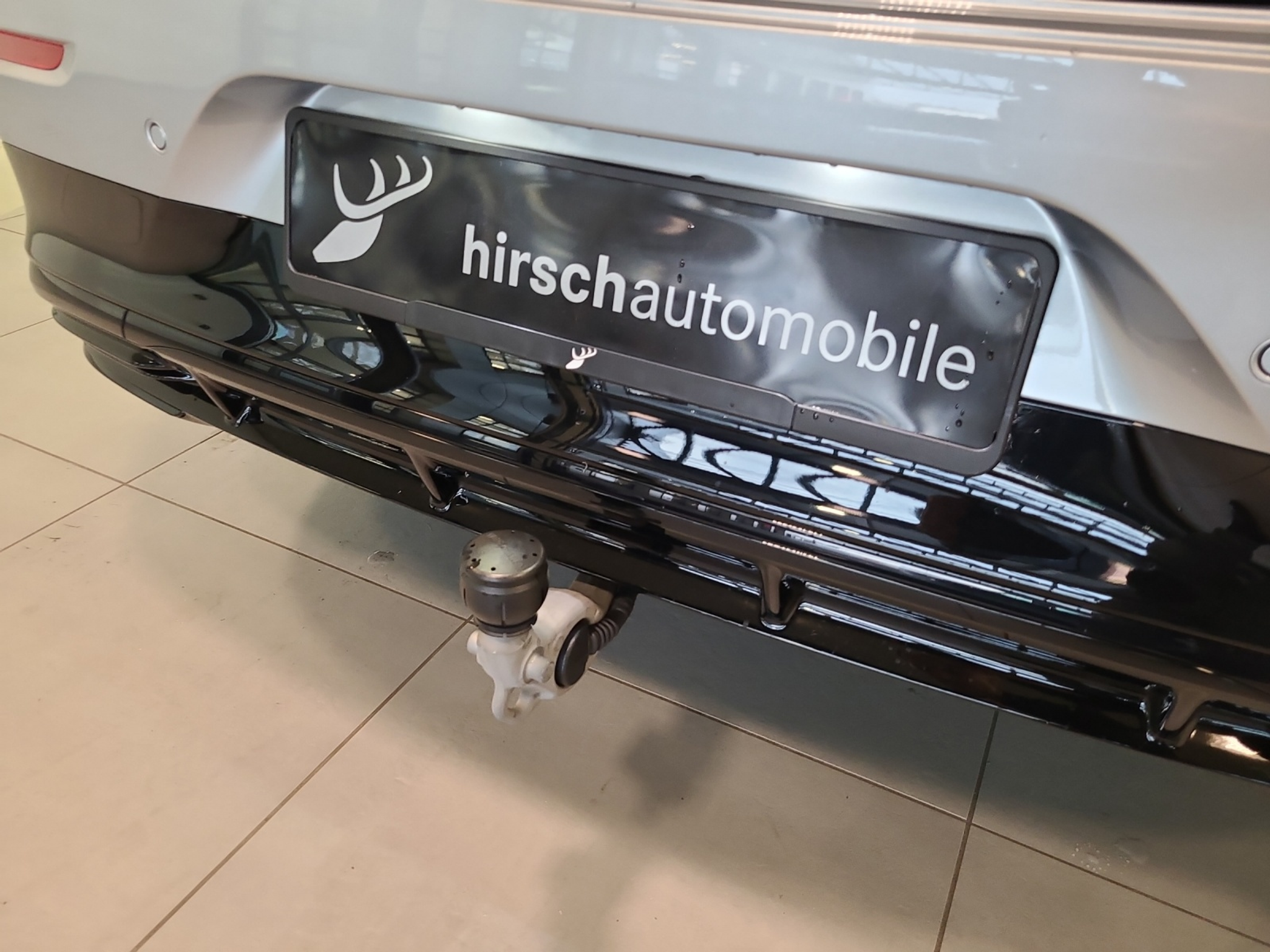 listing desktop thumbnail image 15