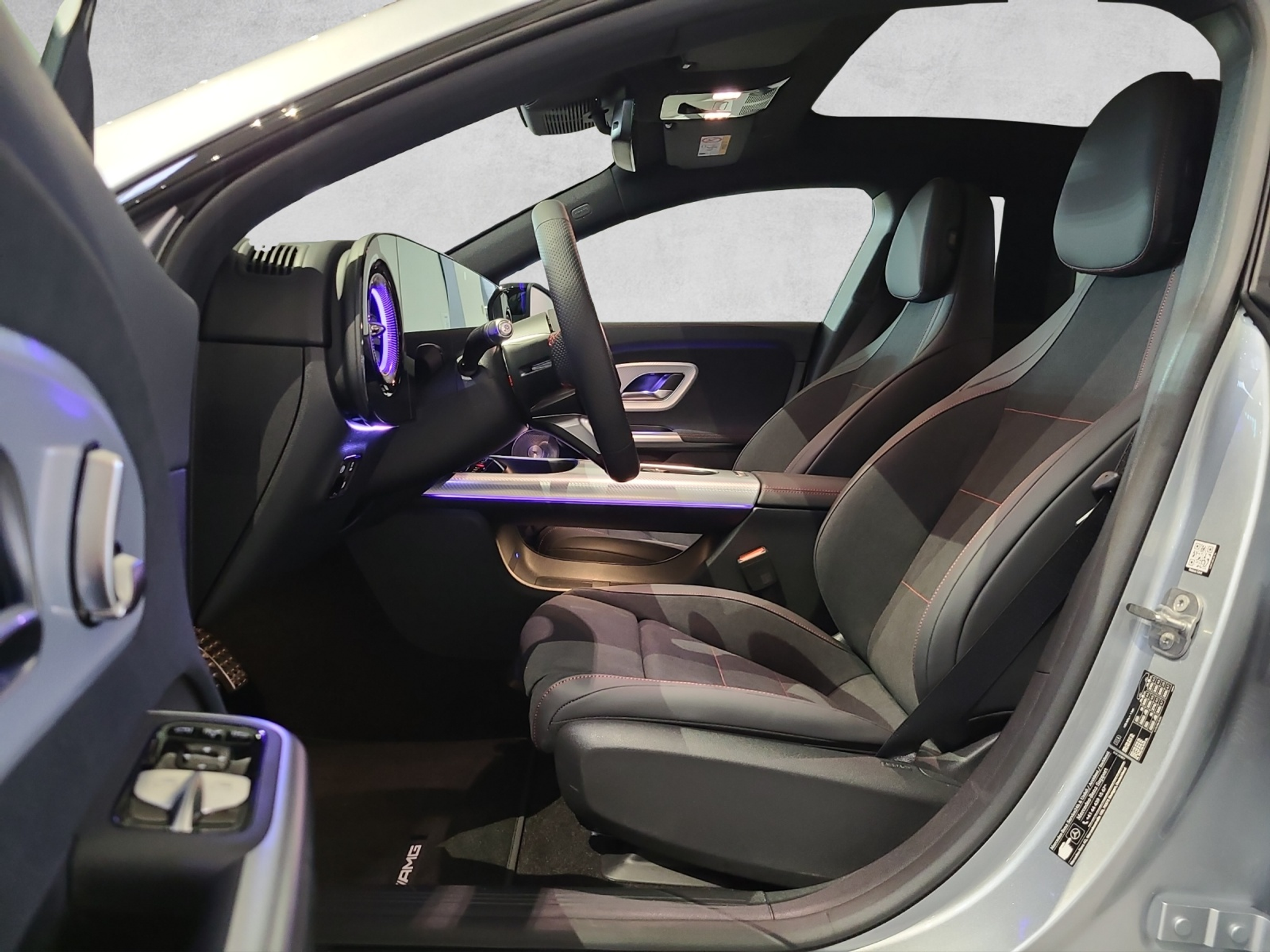 listing desktop thumbnail image 7