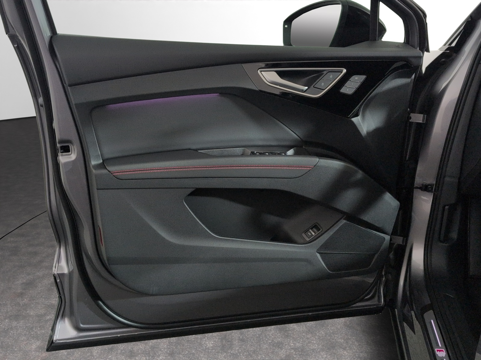 listing desktop thumbnail image 13