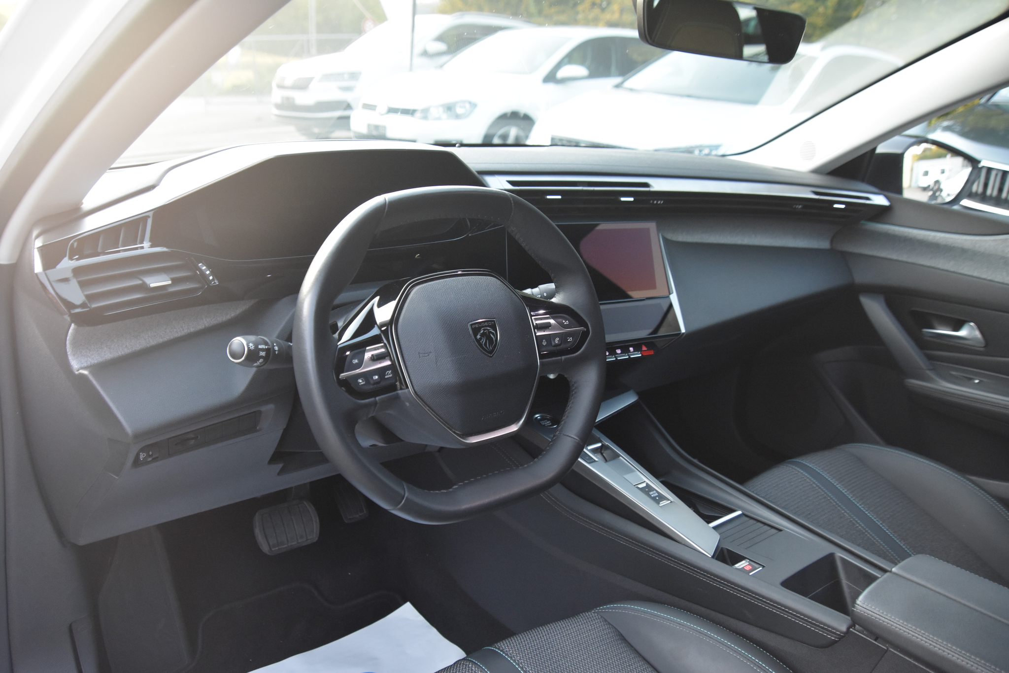 listing desktop thumbnail image 7