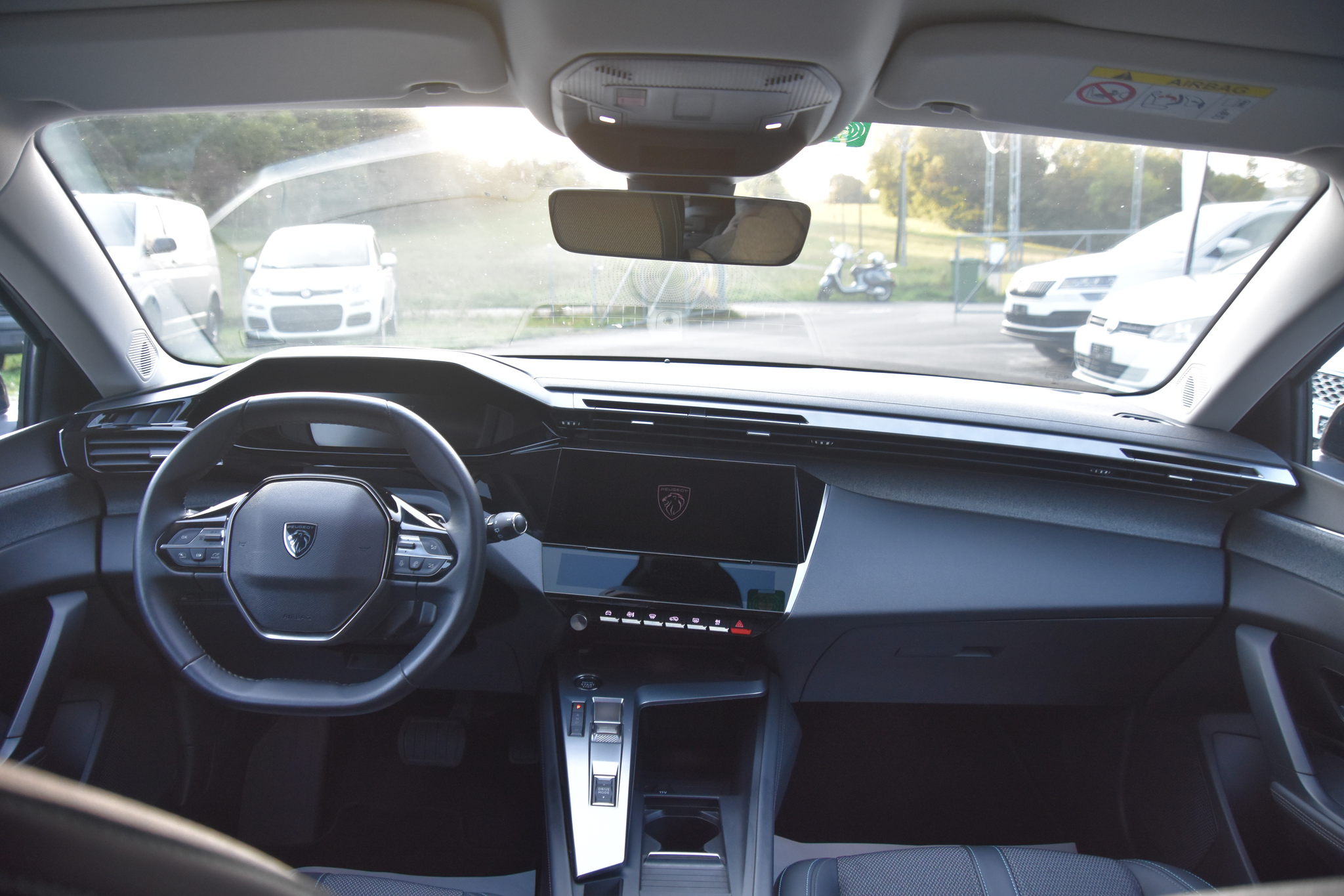 listing desktop thumbnail image 8