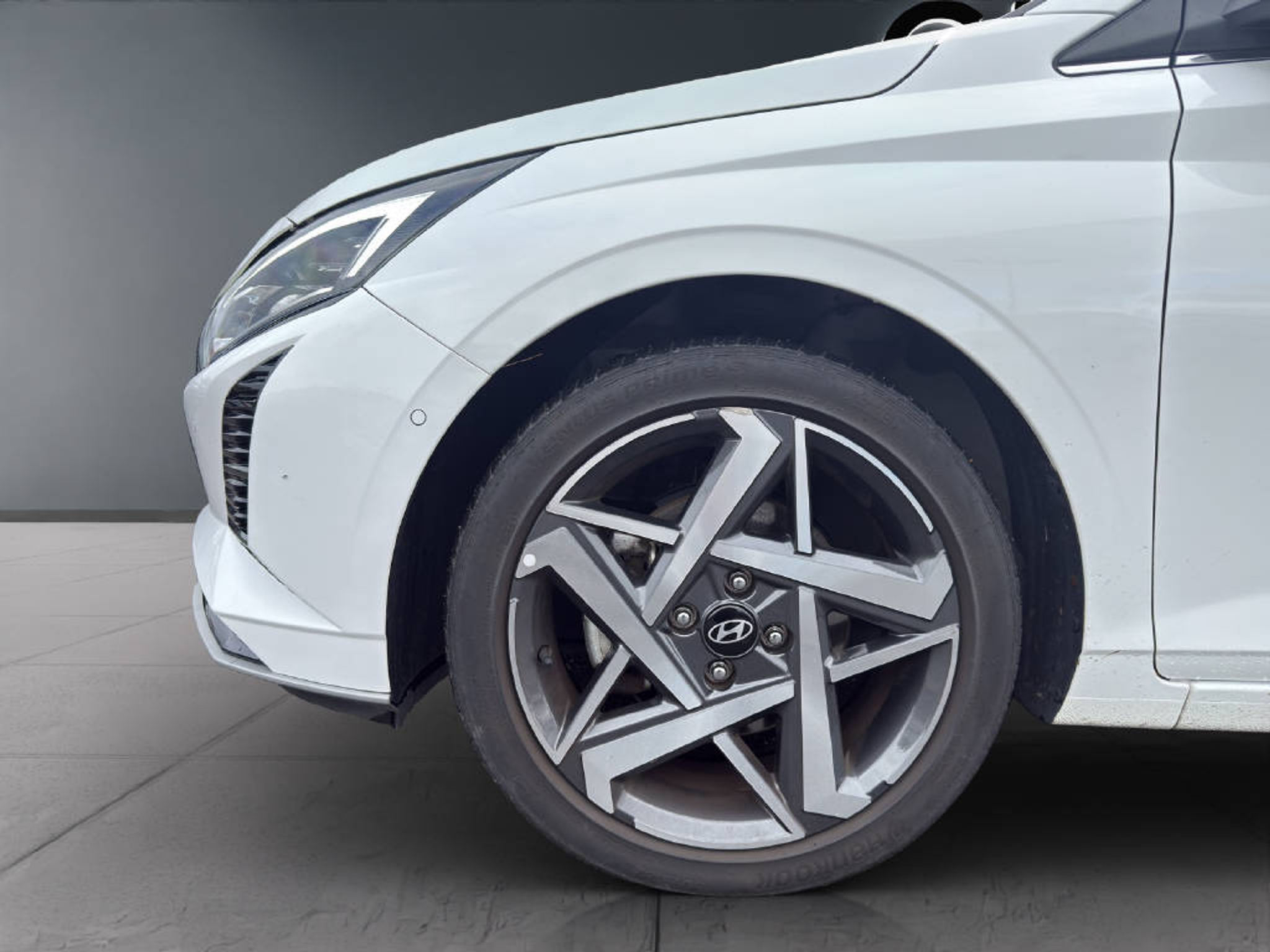 listing desktop thumbnail image 10