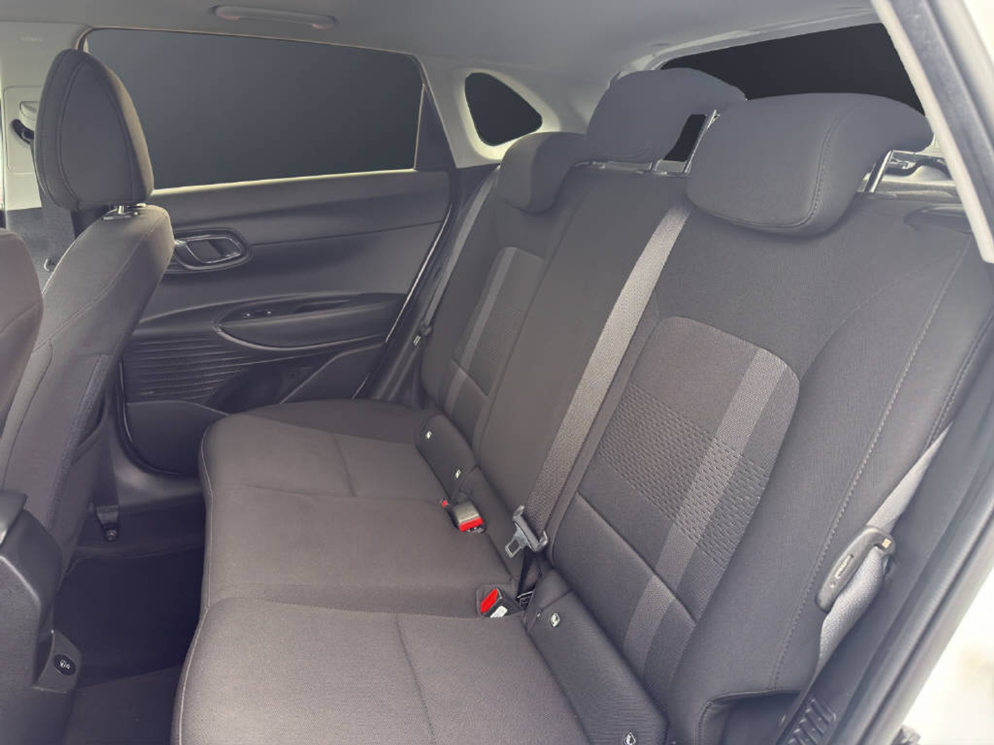 listing desktop thumbnail image 8