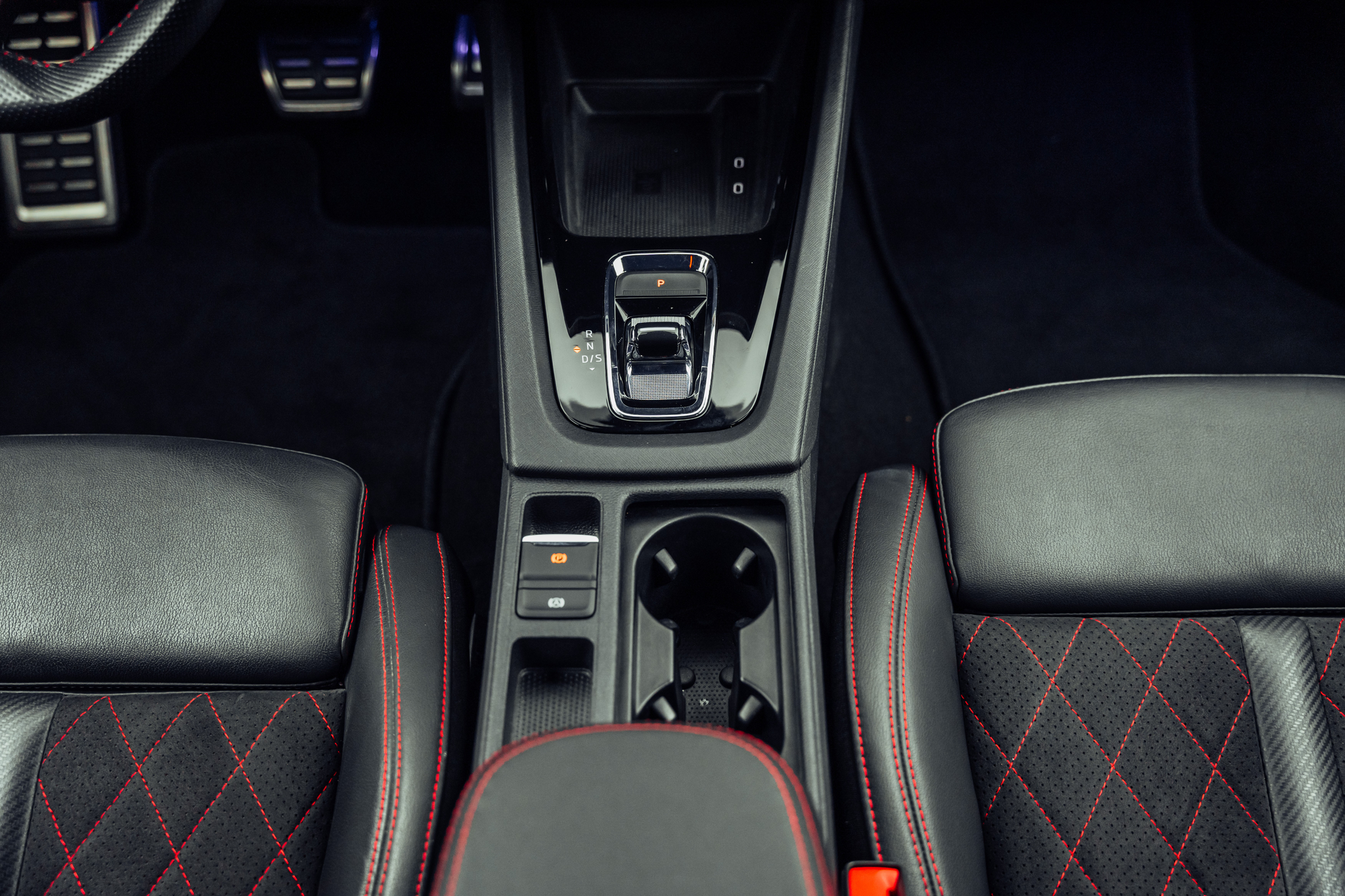 listing desktop thumbnail image 12