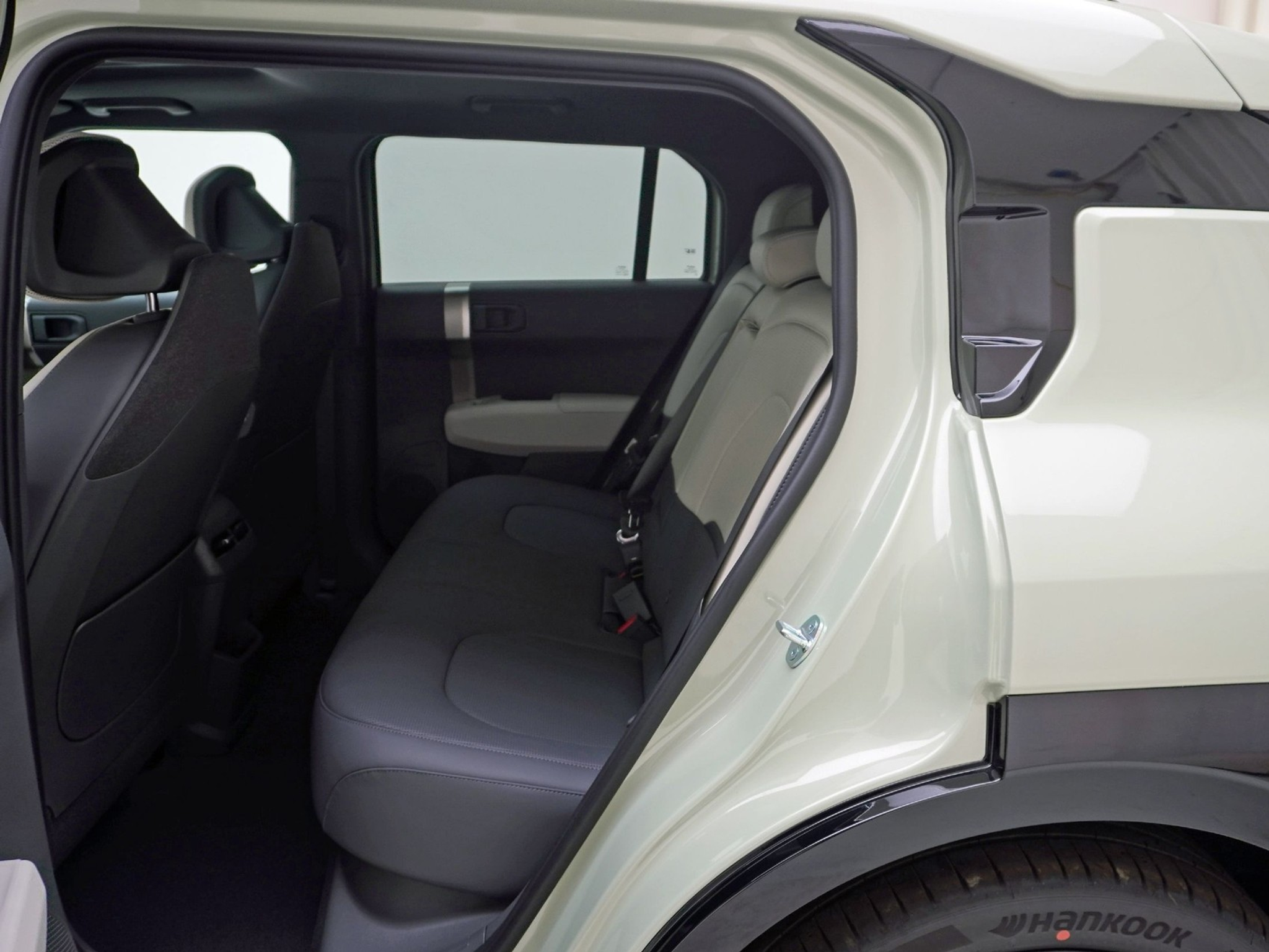 listing desktop thumbnail image 14