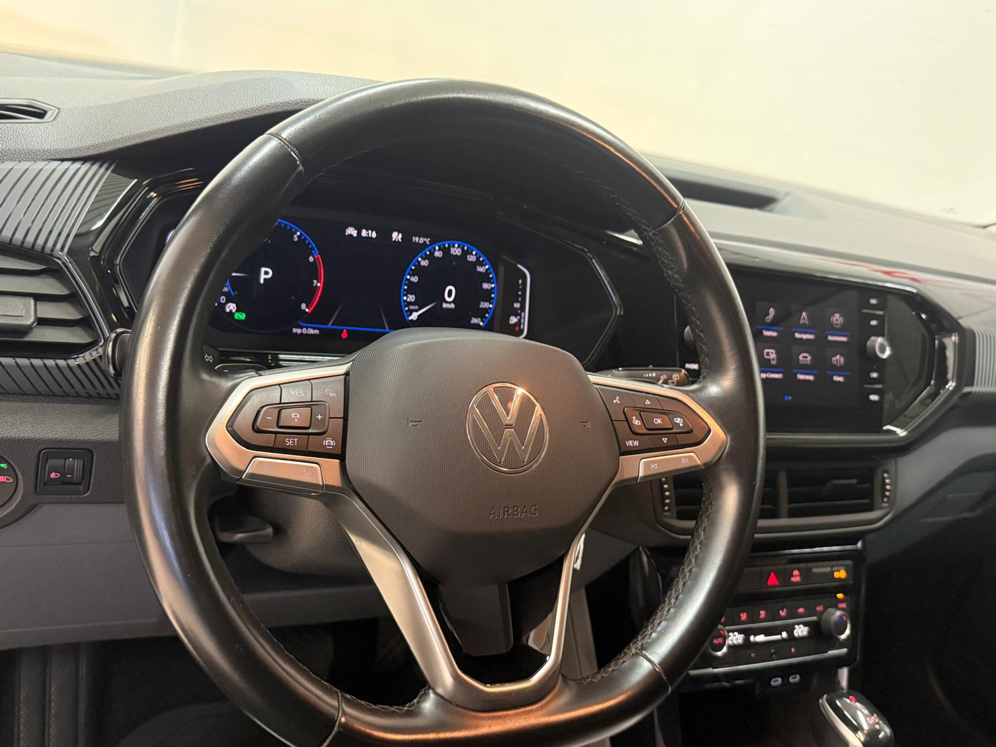 listing desktop thumbnail image 5