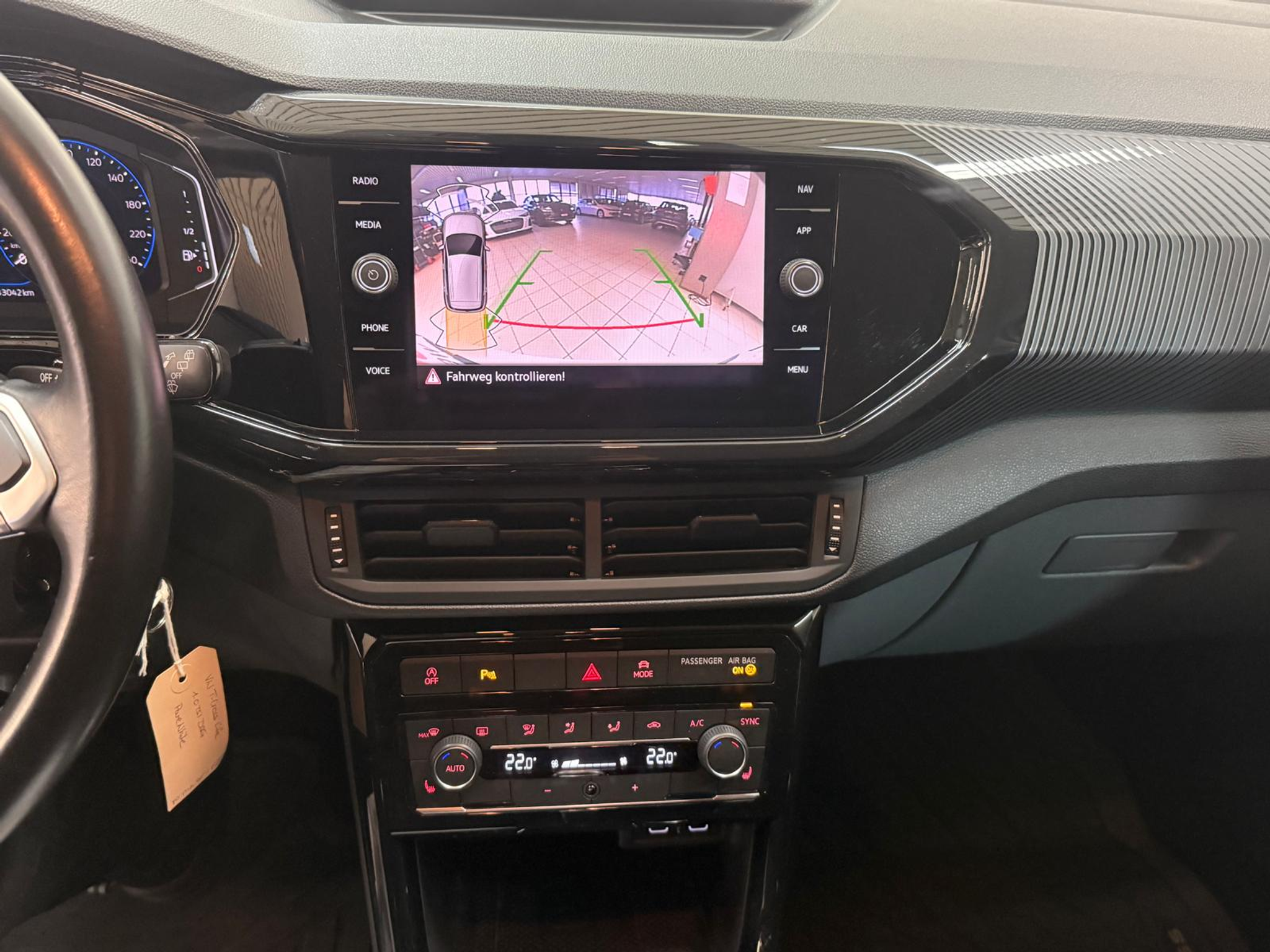 listing desktop thumbnail image 13