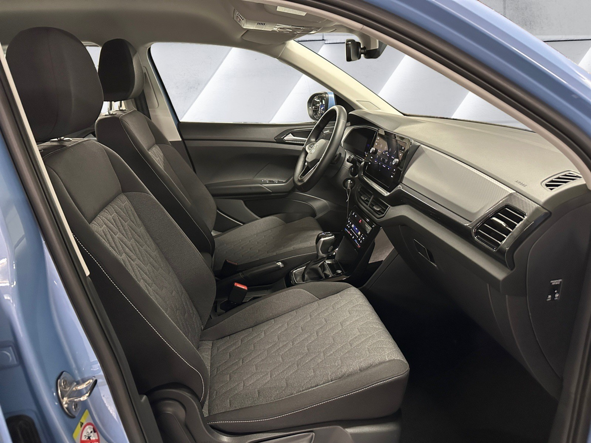 listing desktop thumbnail image 13