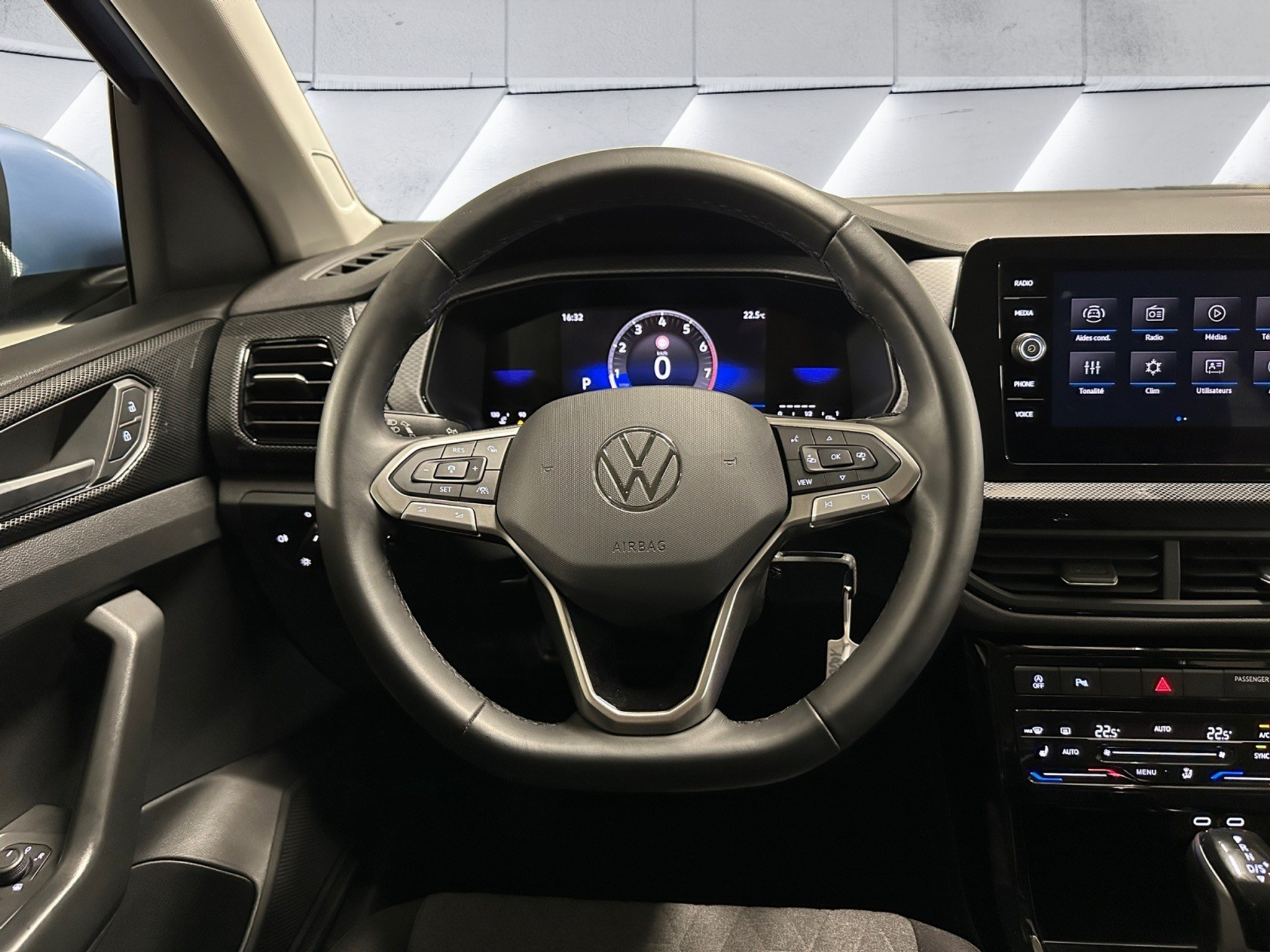 listing desktop thumbnail image 9