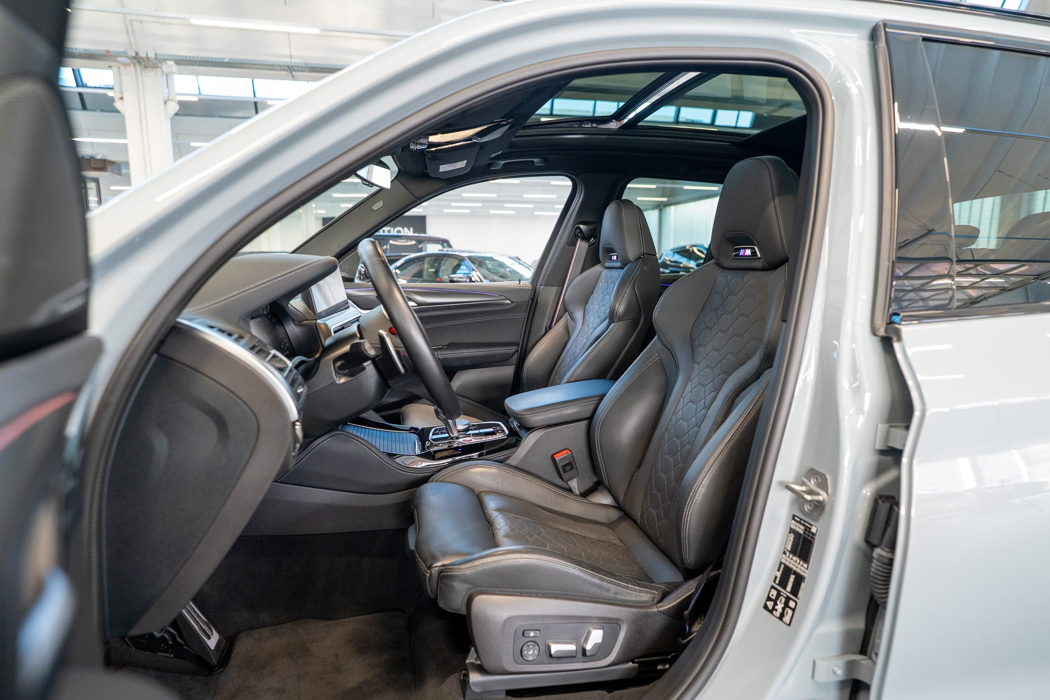 listing desktop thumbnail image 7