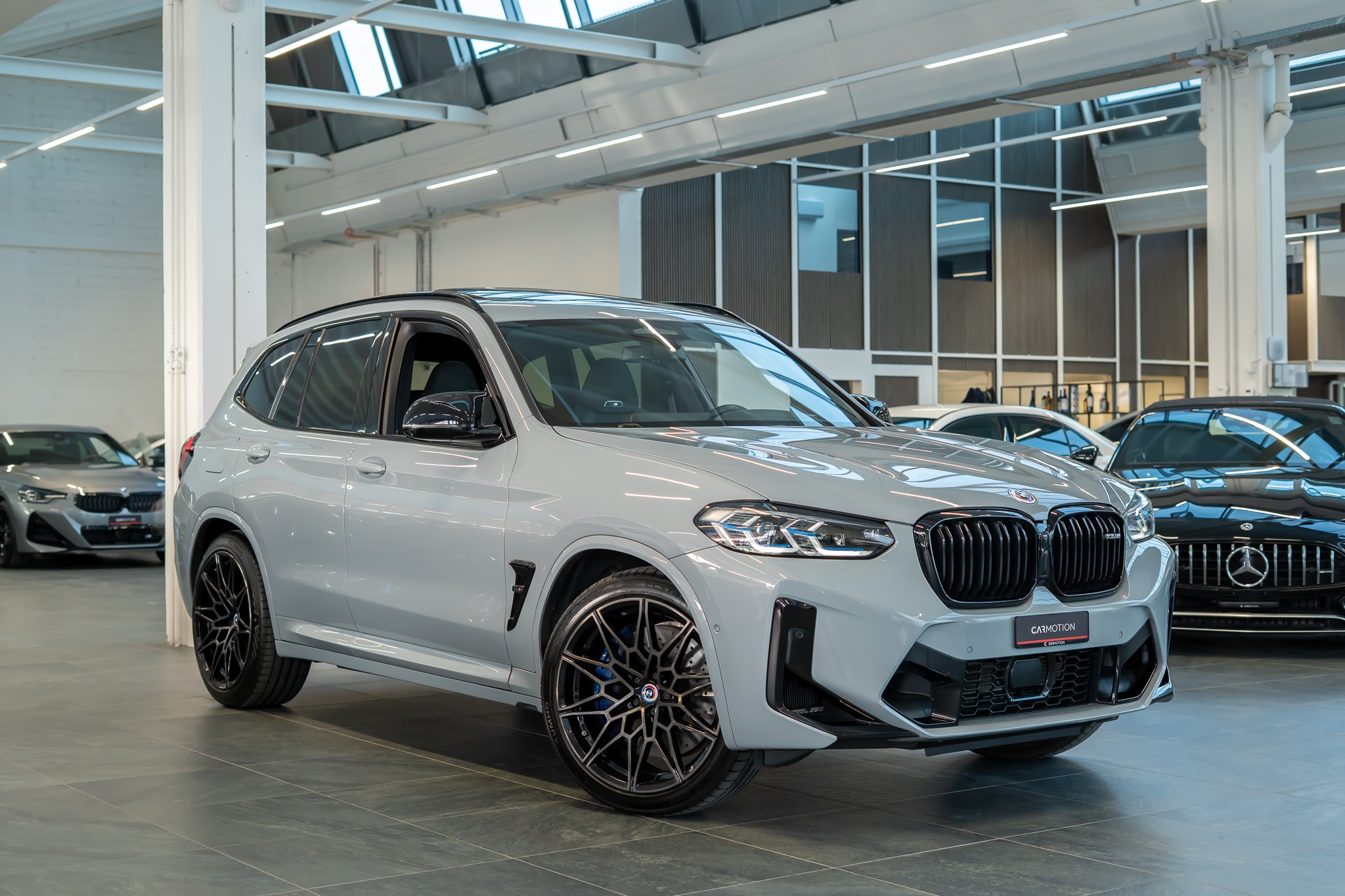 listing desktop thumbnail image 2