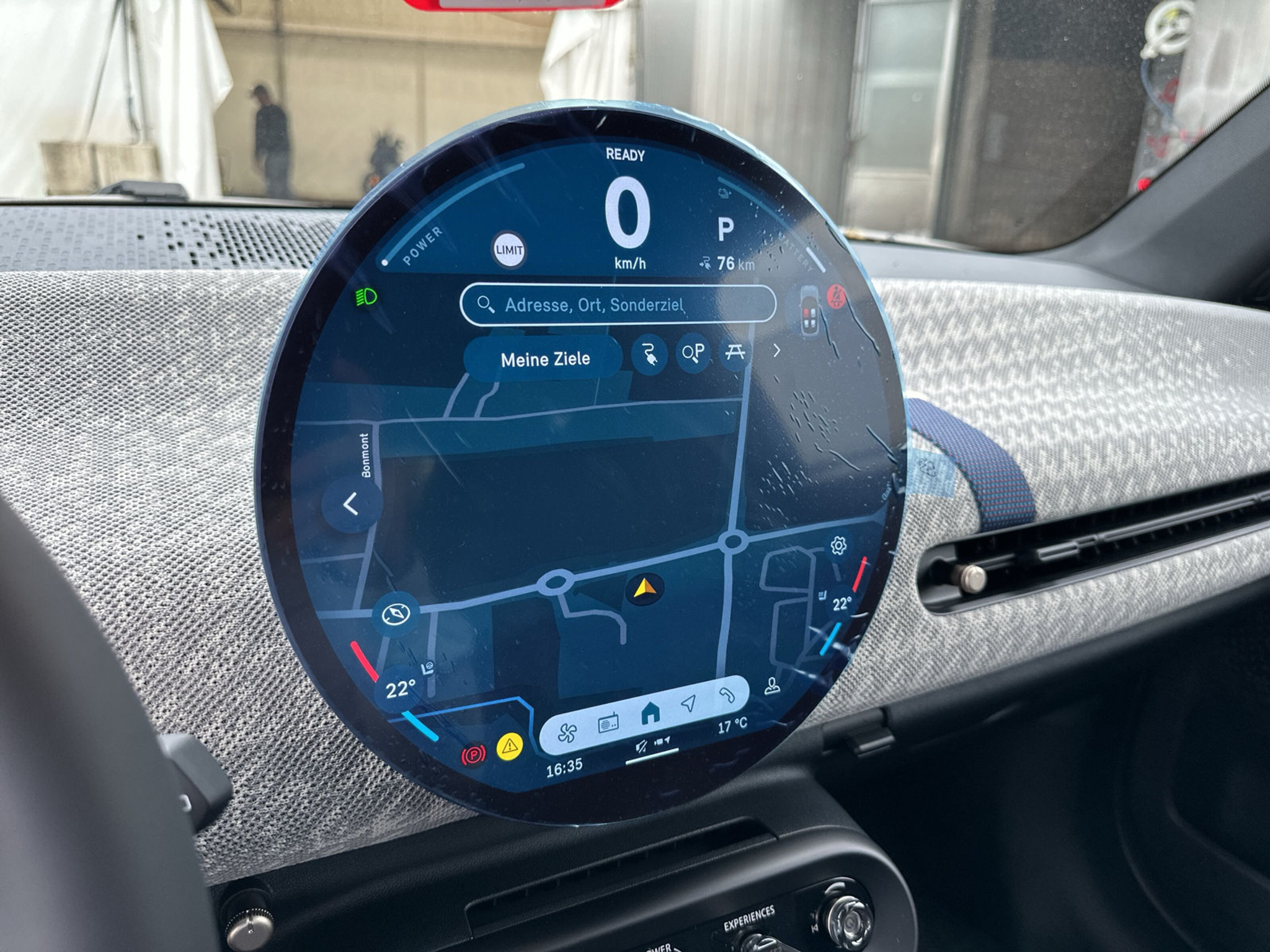 listing desktop thumbnail image 9