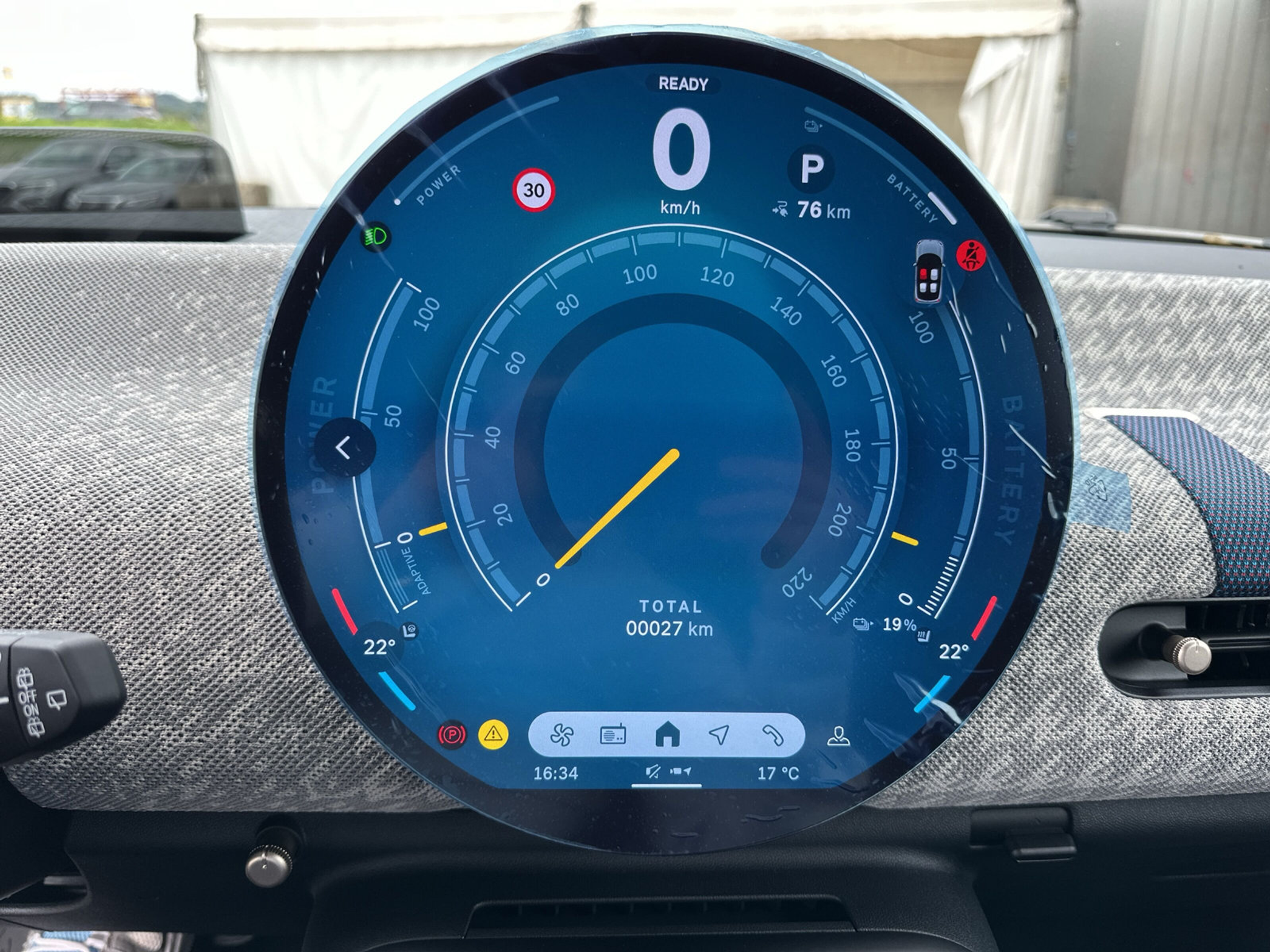 listing desktop thumbnail image 12