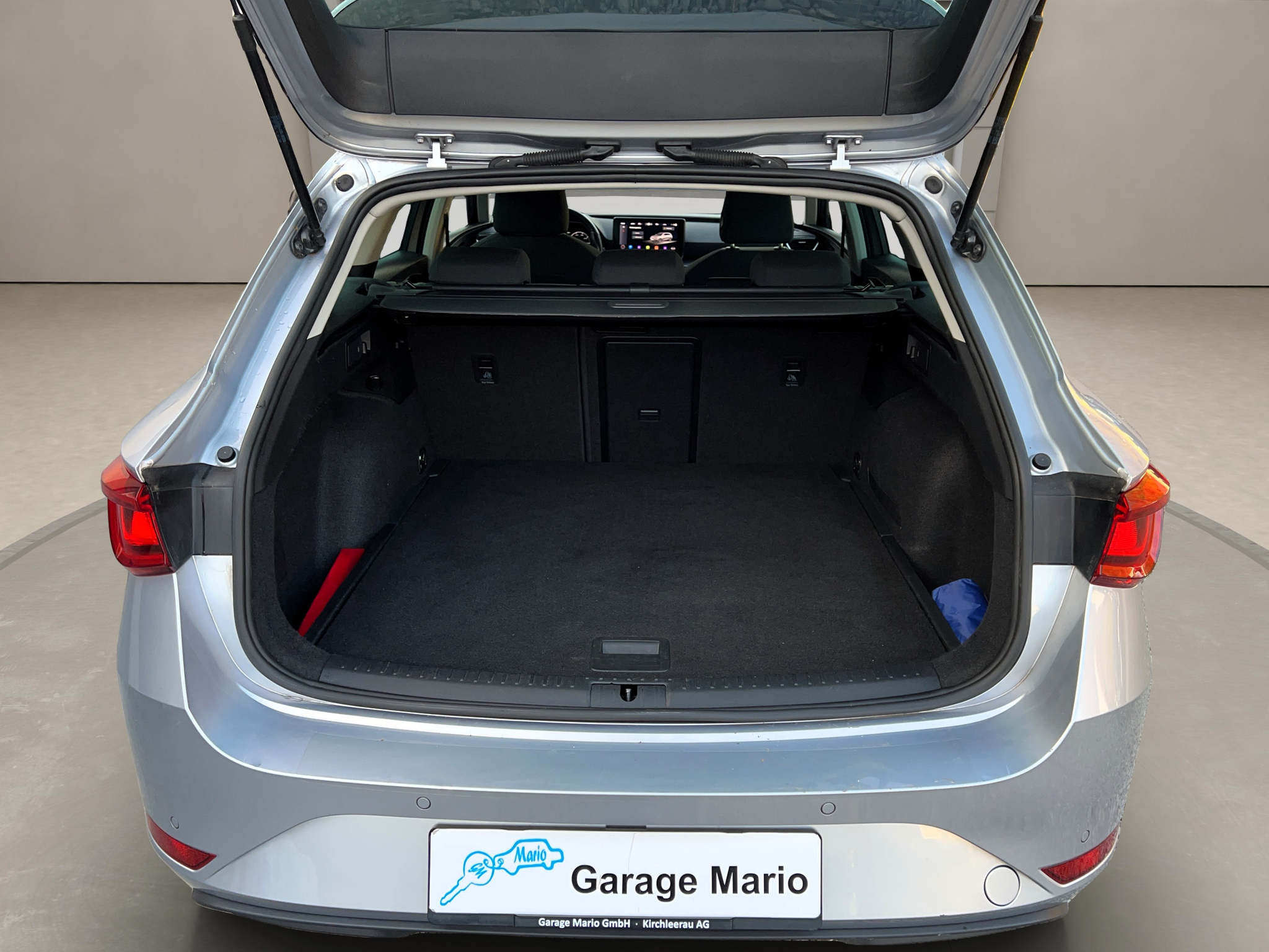 listing desktop thumbnail image 14