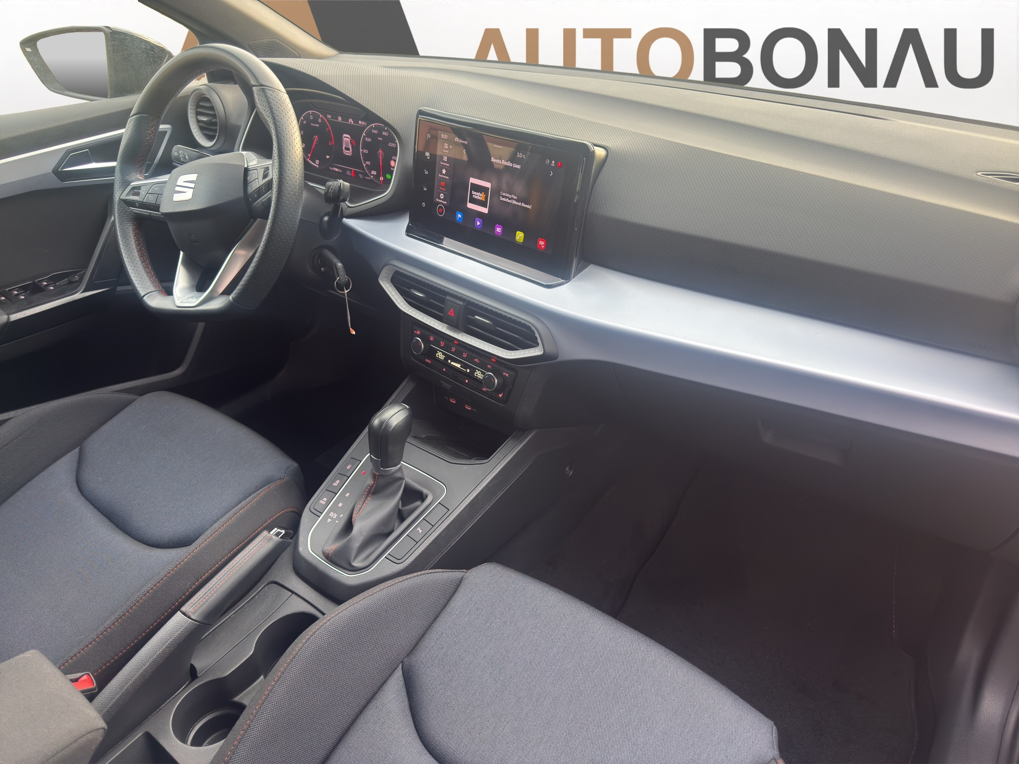 listing desktop thumbnail image 10