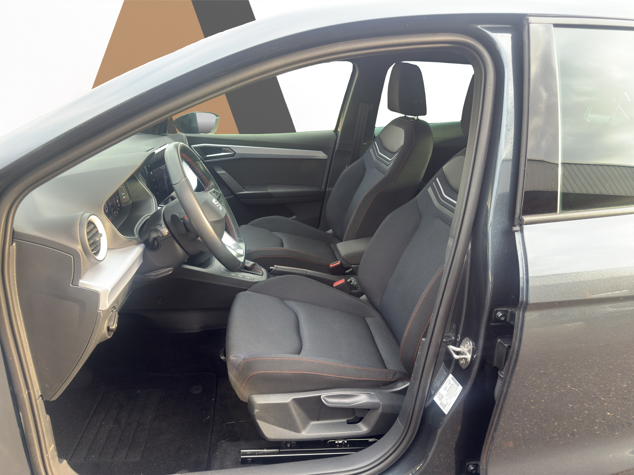 listing desktop thumbnail image 8