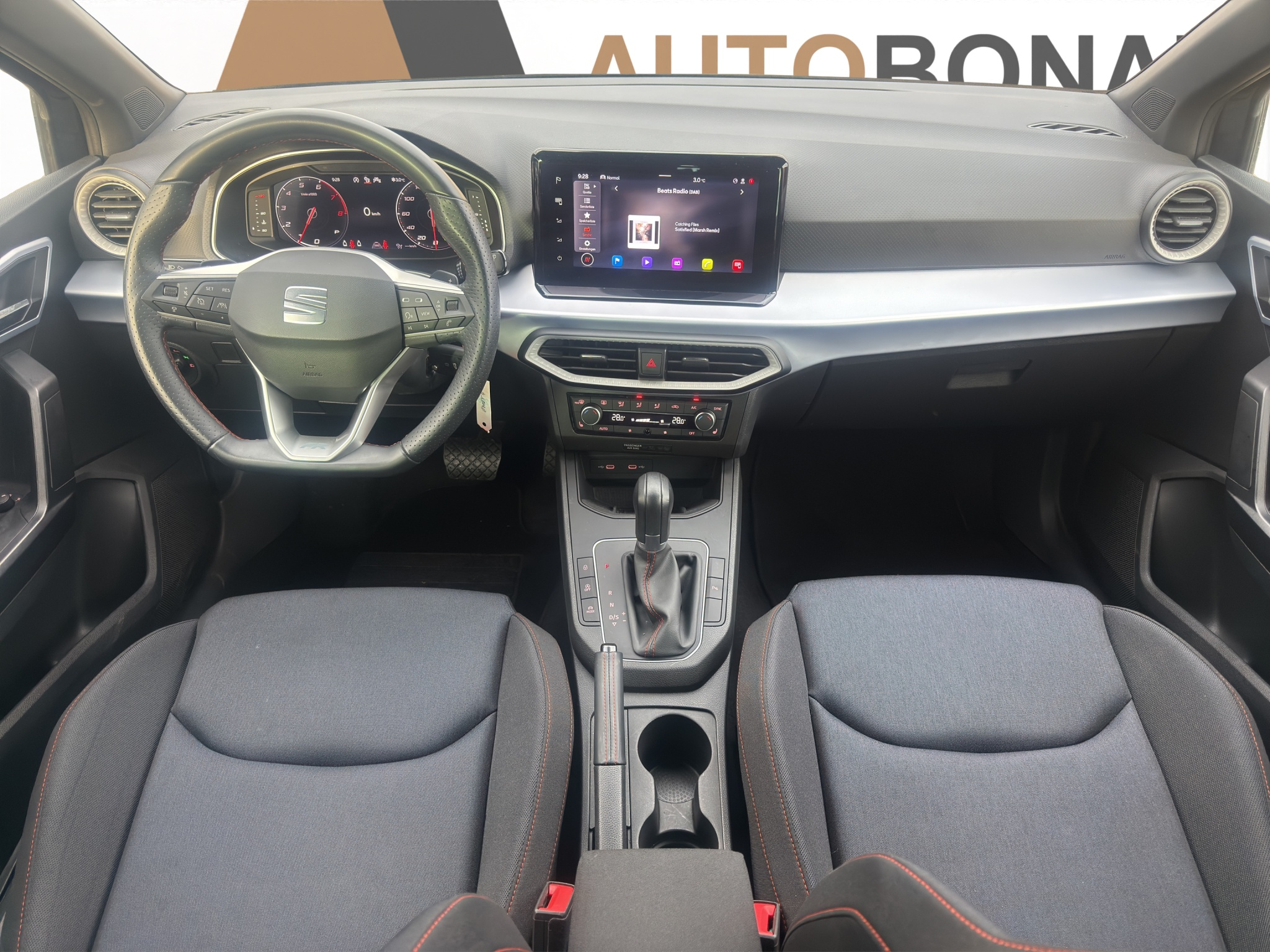 listing desktop thumbnail image 9