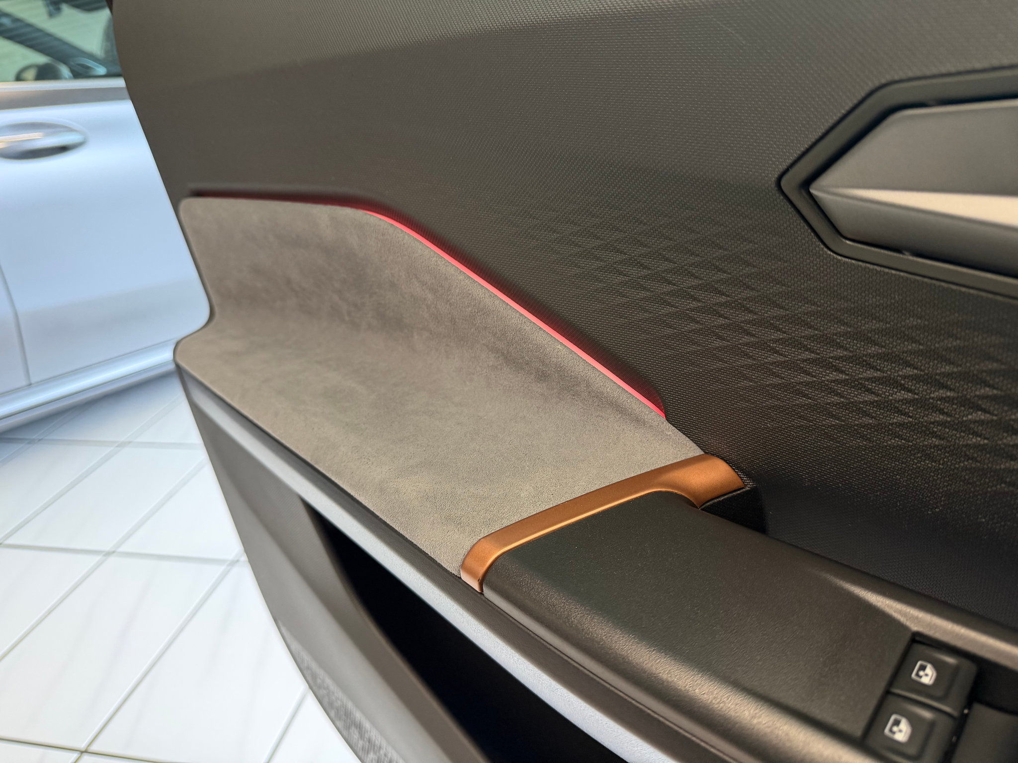 listing desktop thumbnail image 16