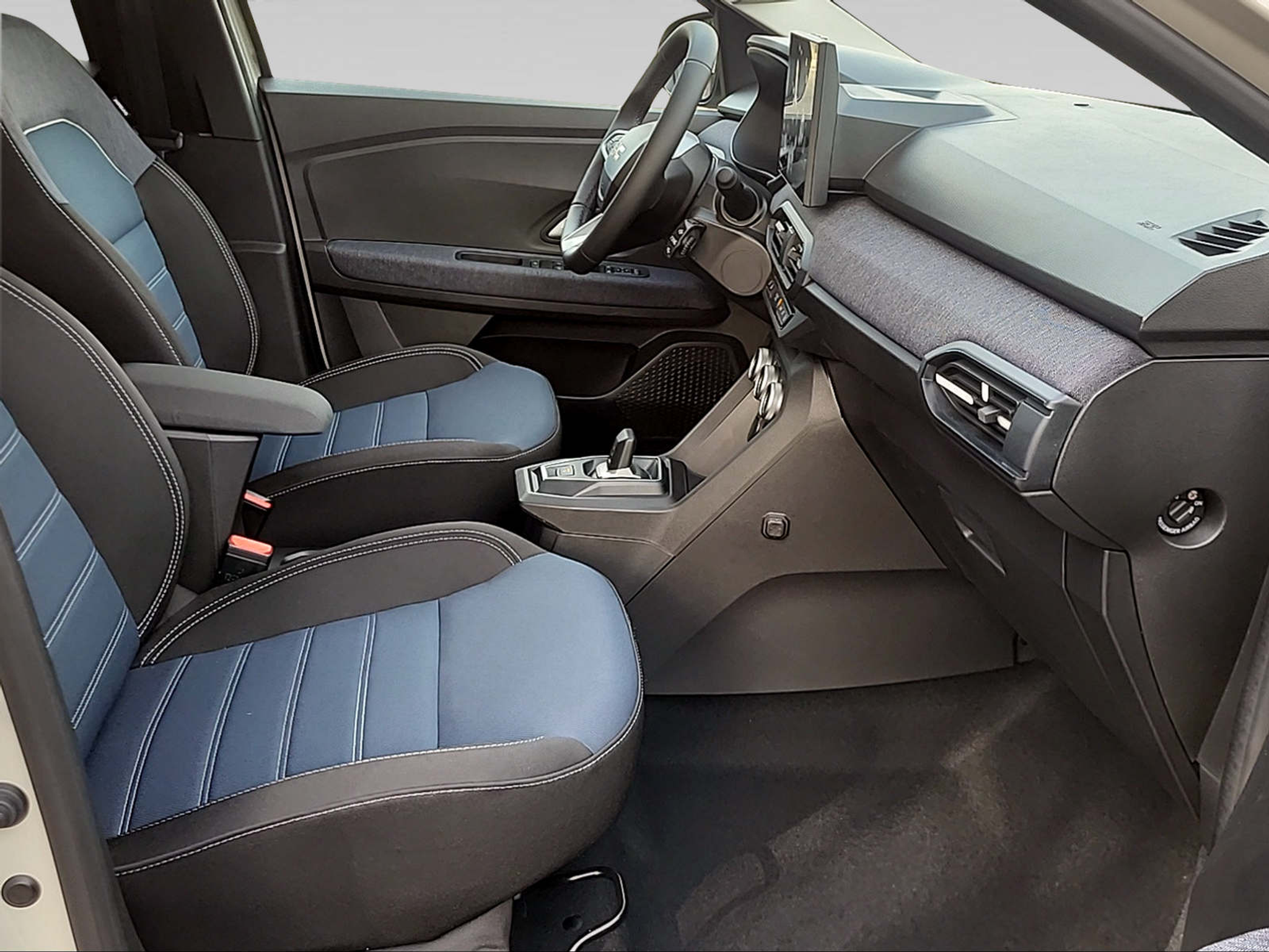 listing desktop thumbnail image 5