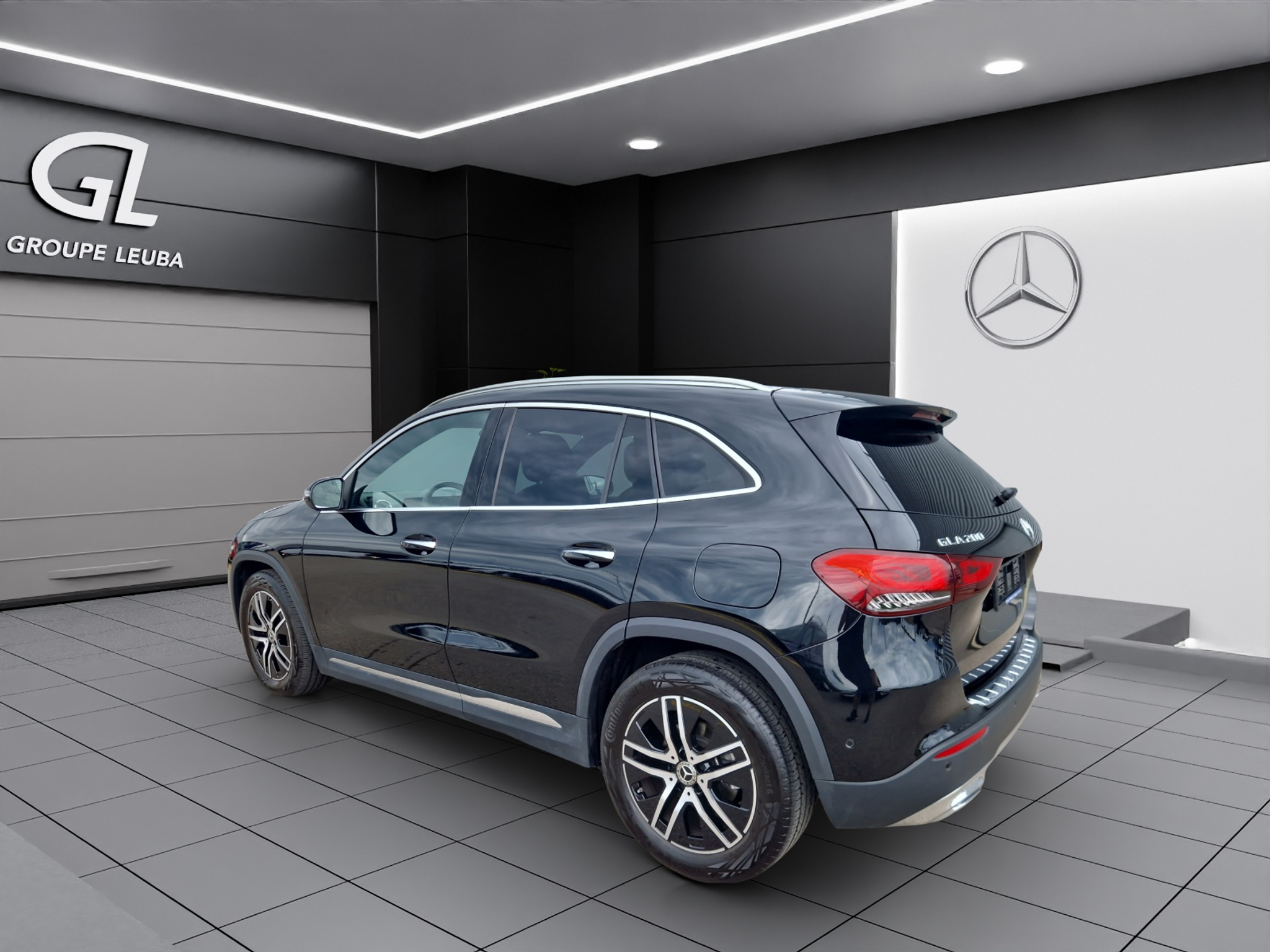 listing desktop thumbnail image 3