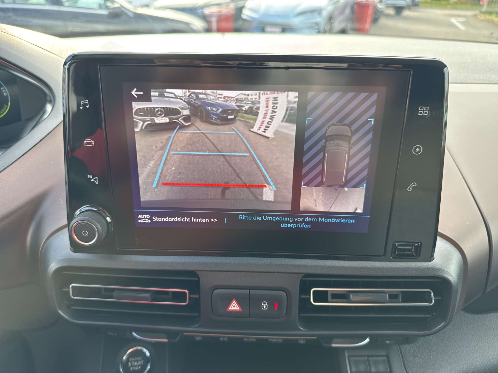 listing desktop thumbnail image 9