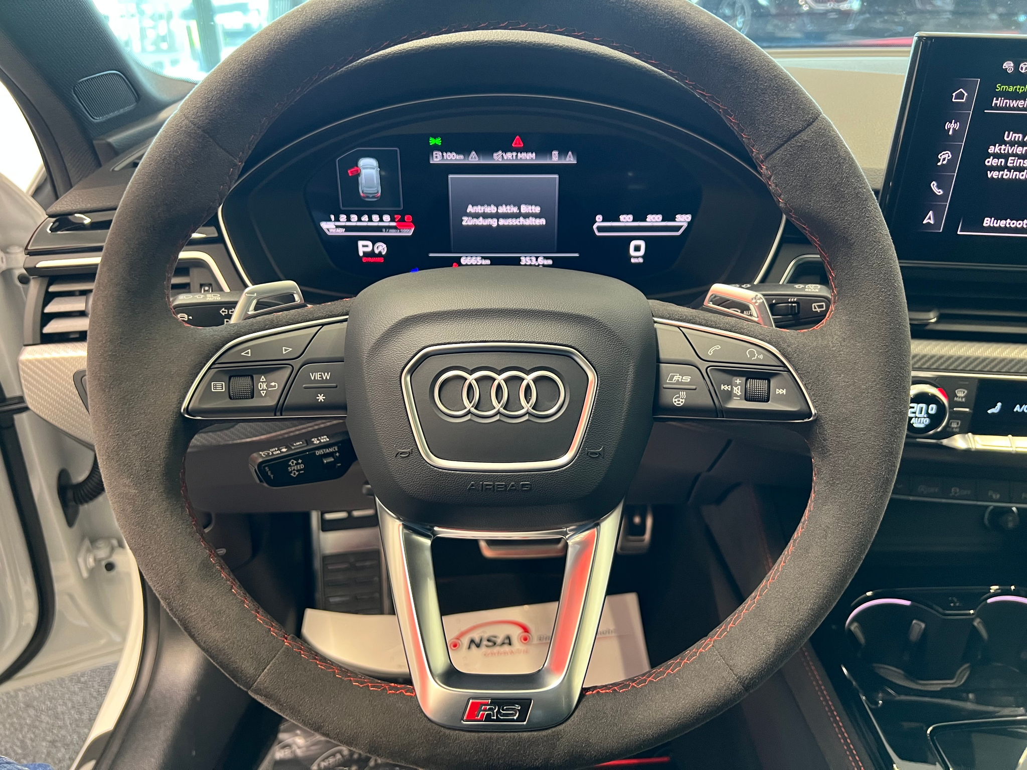 listing desktop thumbnail image 28