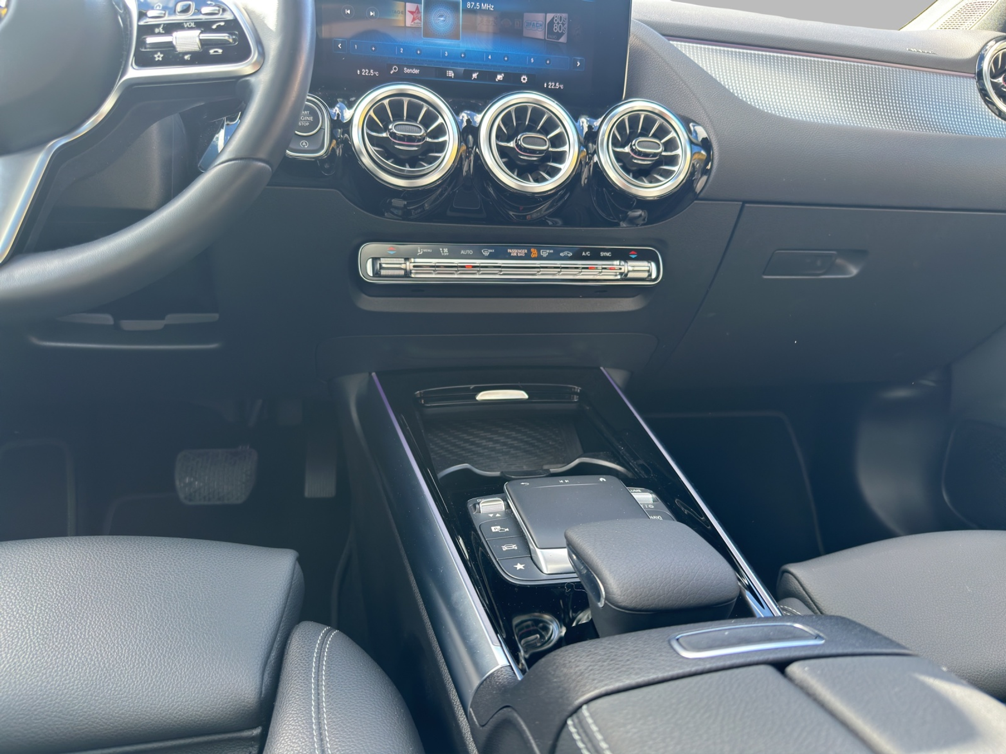 listing desktop thumbnail image 13