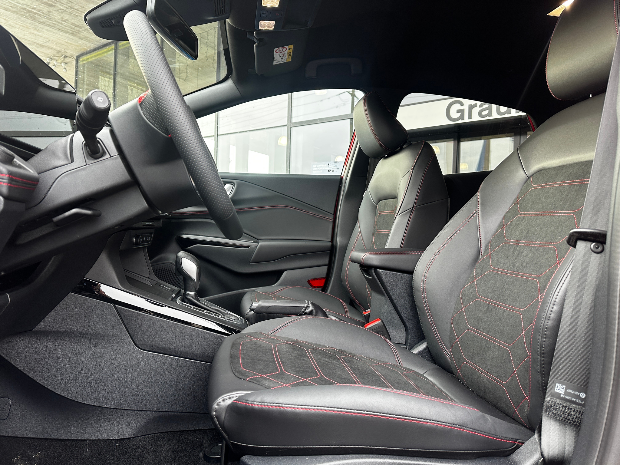 listing desktop thumbnail image 8