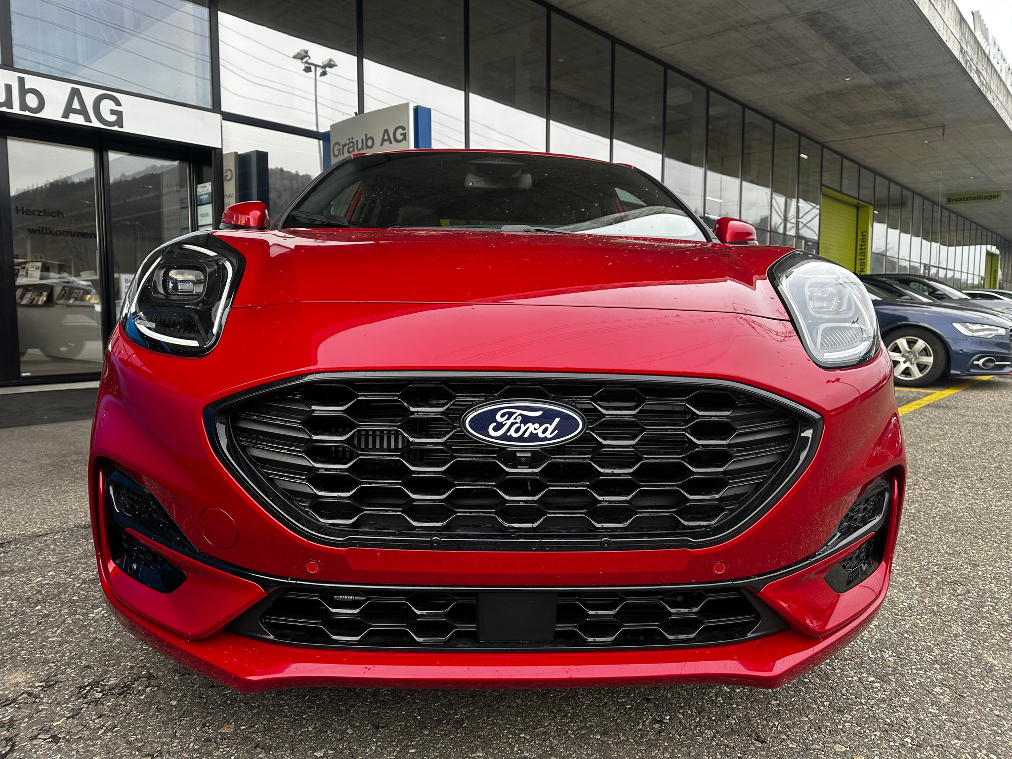 listing desktop thumbnail image 1