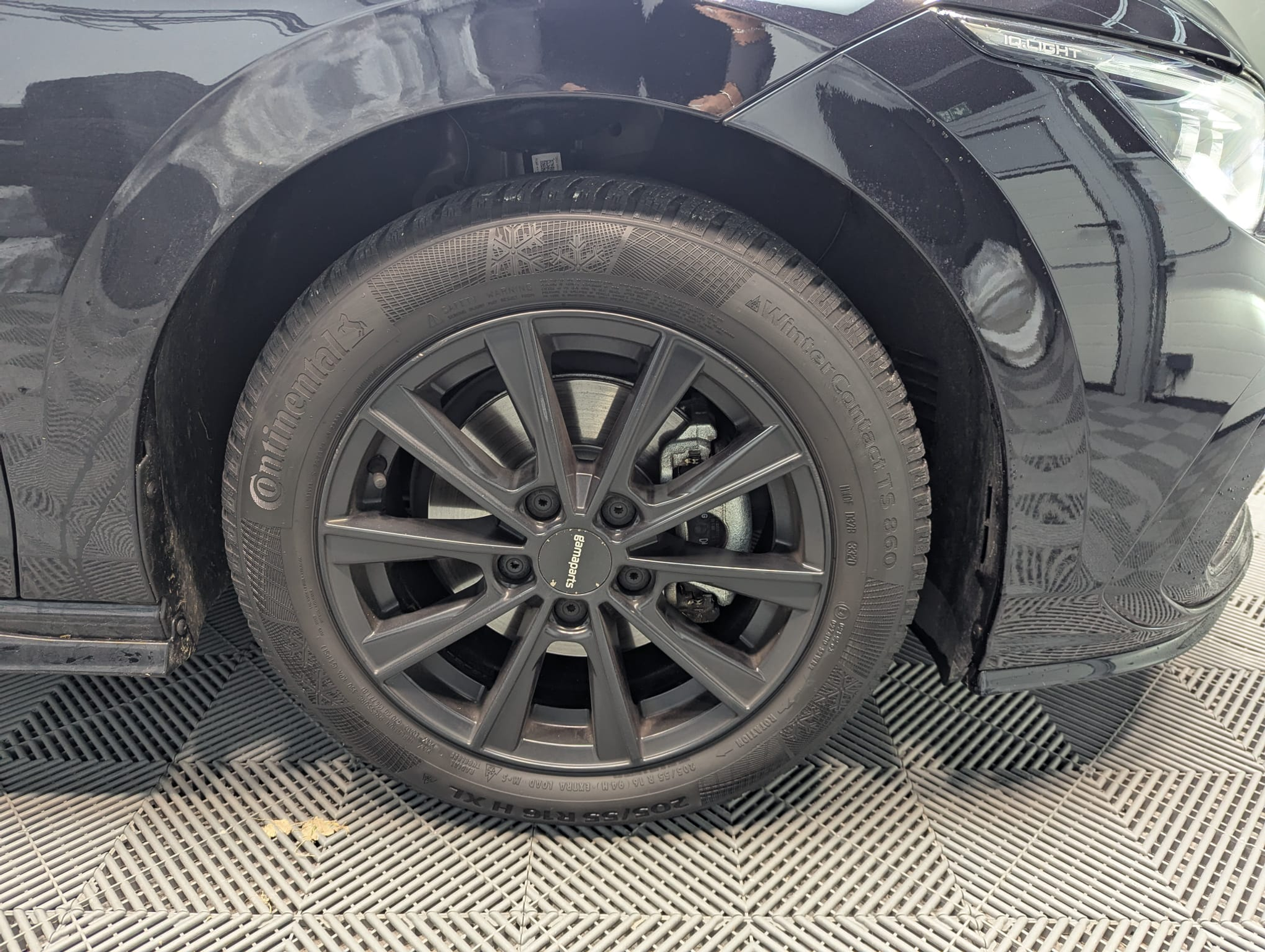 listing desktop thumbnail image 19